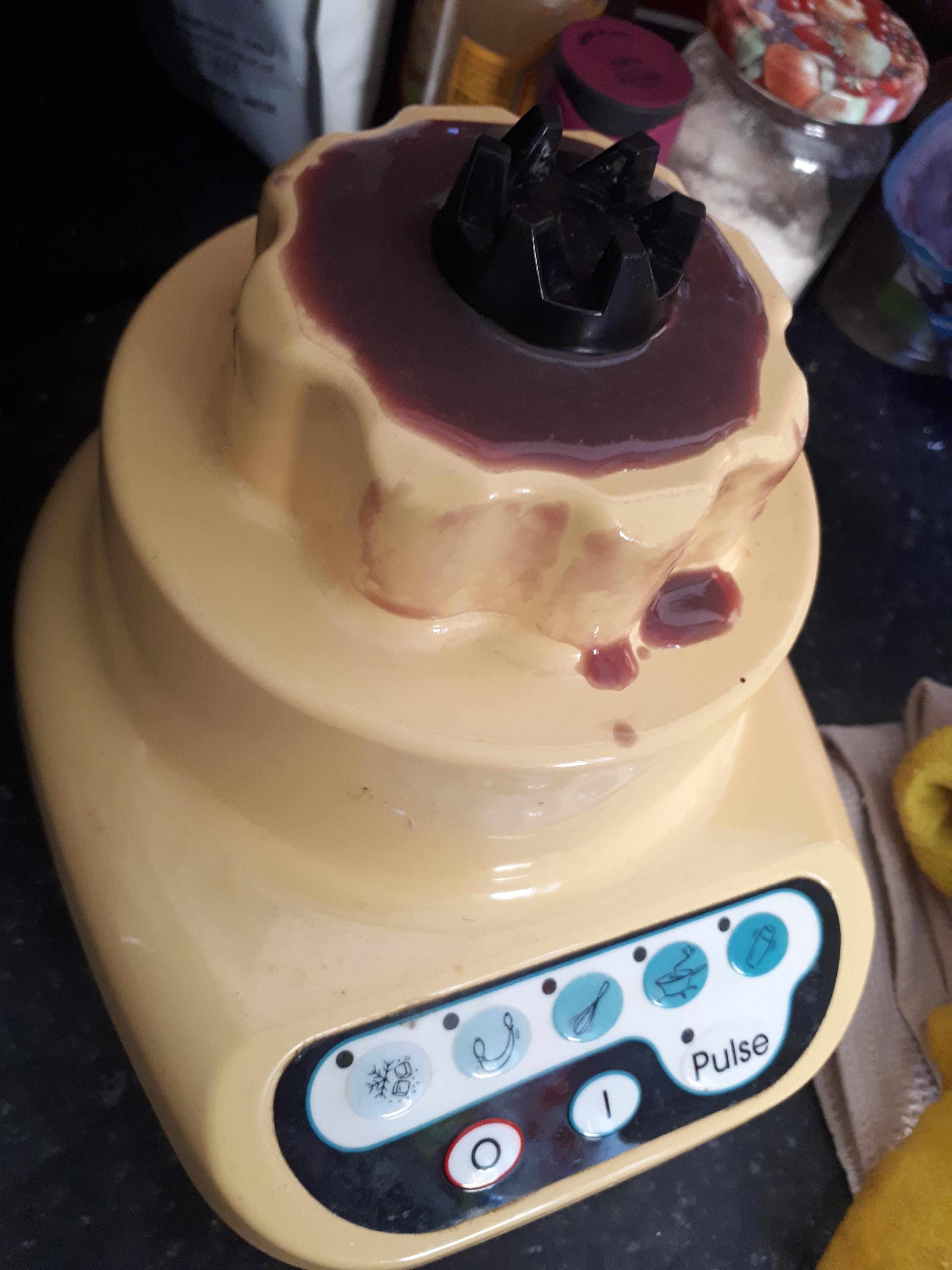 Does anyone else have this problem? r/Kitchenaid