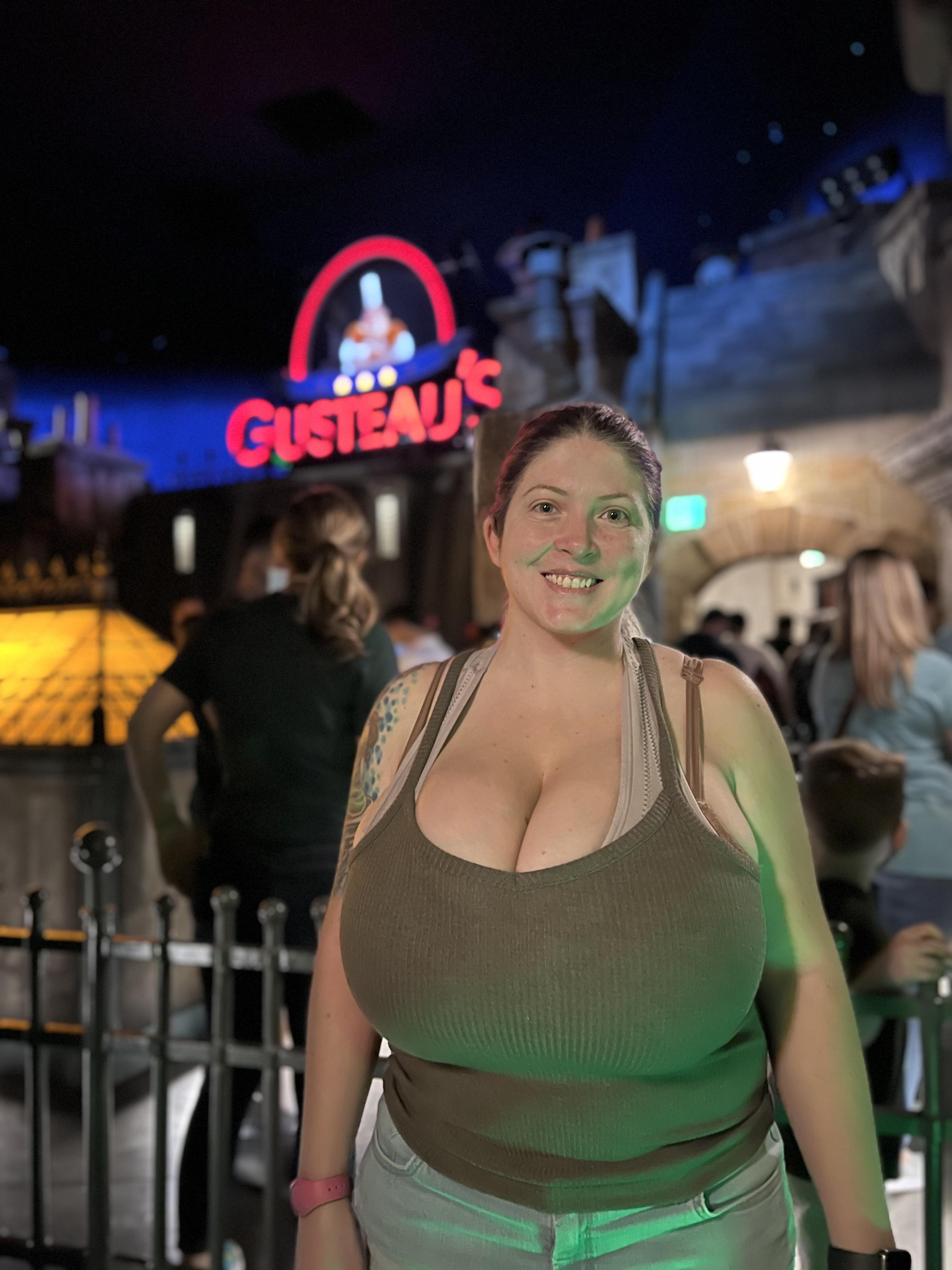 45 best u/demora82 images on Pholder | Hugeboobs, Biggerthanherhead and