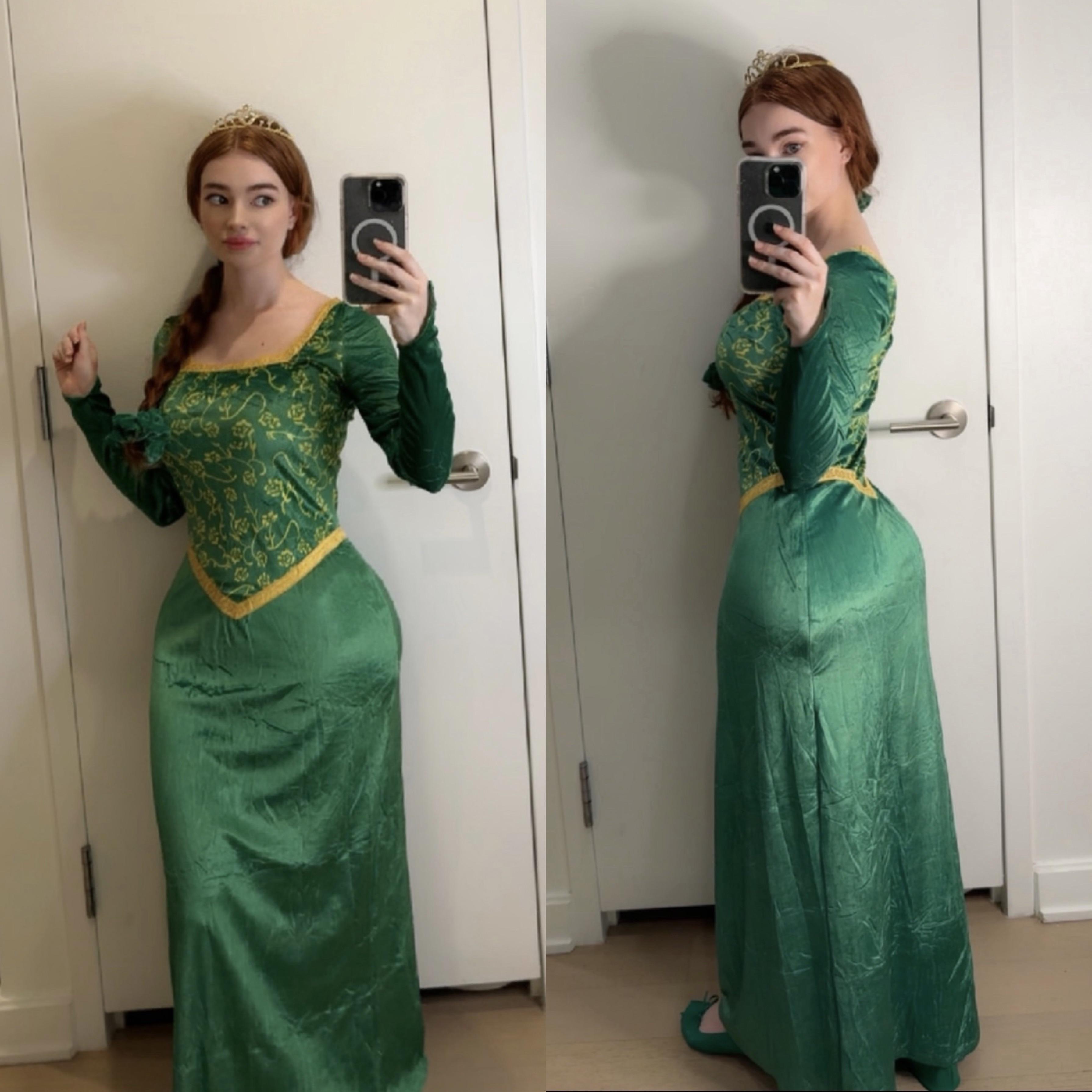 Fiona from Shrek by Caitbabyxo : CosplayGirlsNSFW
