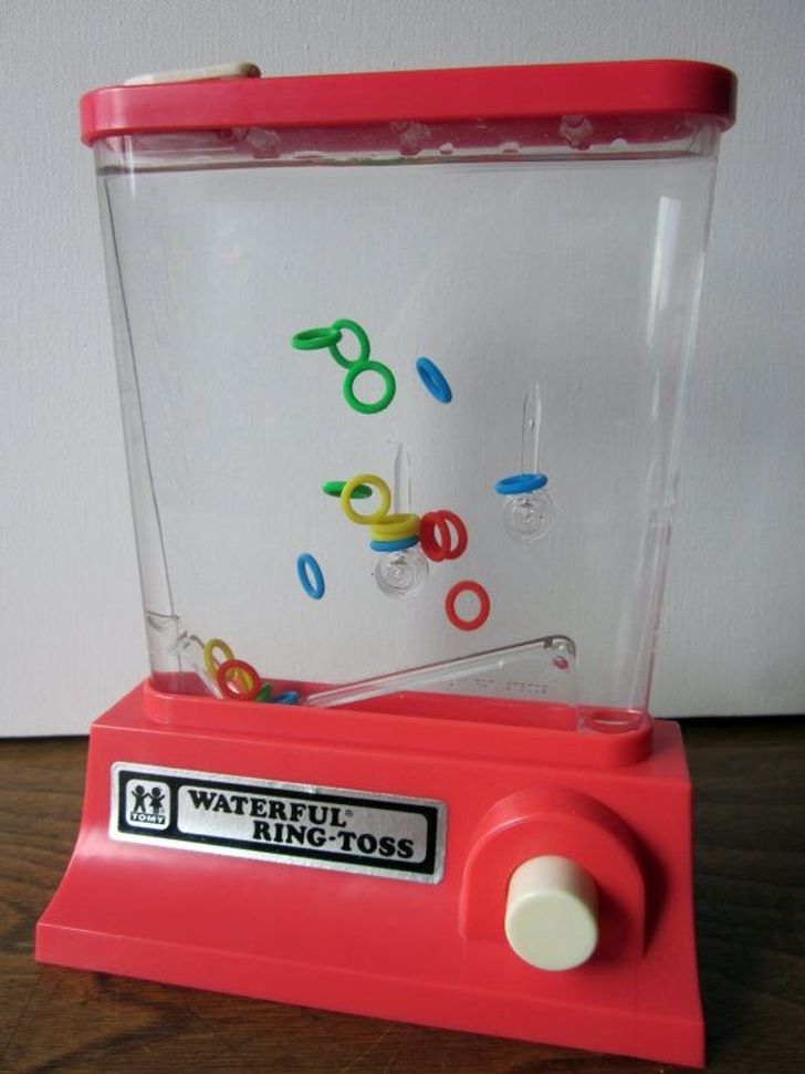 Waterfall ring toss (90s) r/nostalgia
