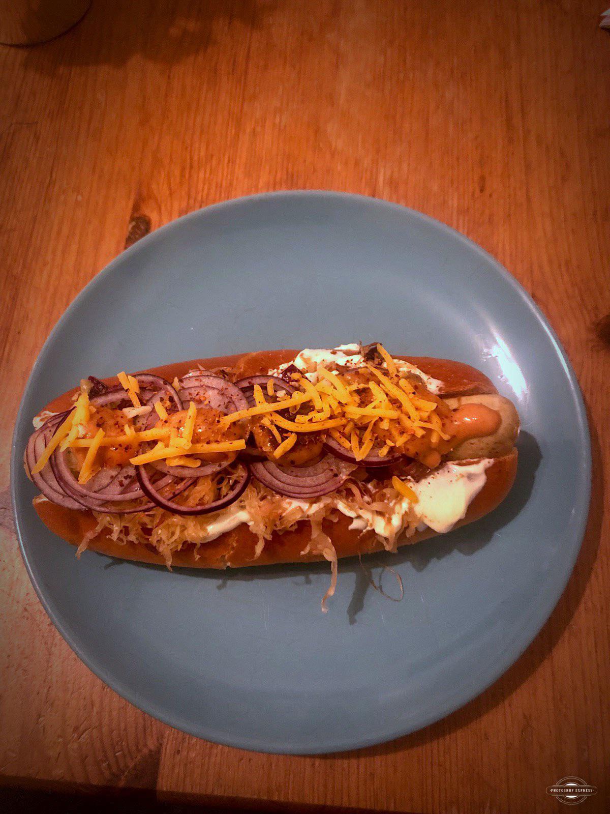 New Year‘s Hot Dog with sauerkraut and cream cheese r/hotdogs