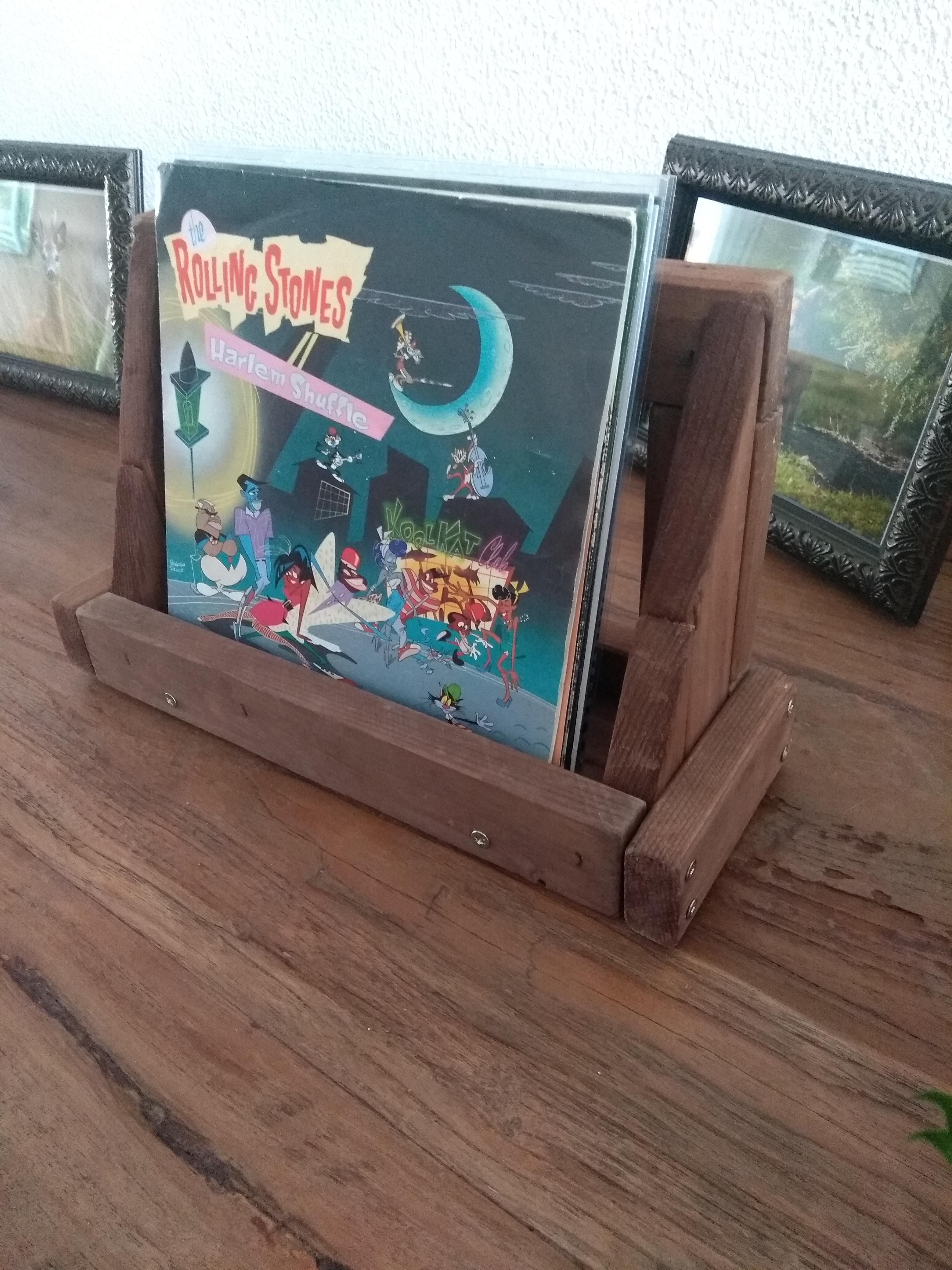 I made a storage/ display unit for my 7inch records. r/vinyl