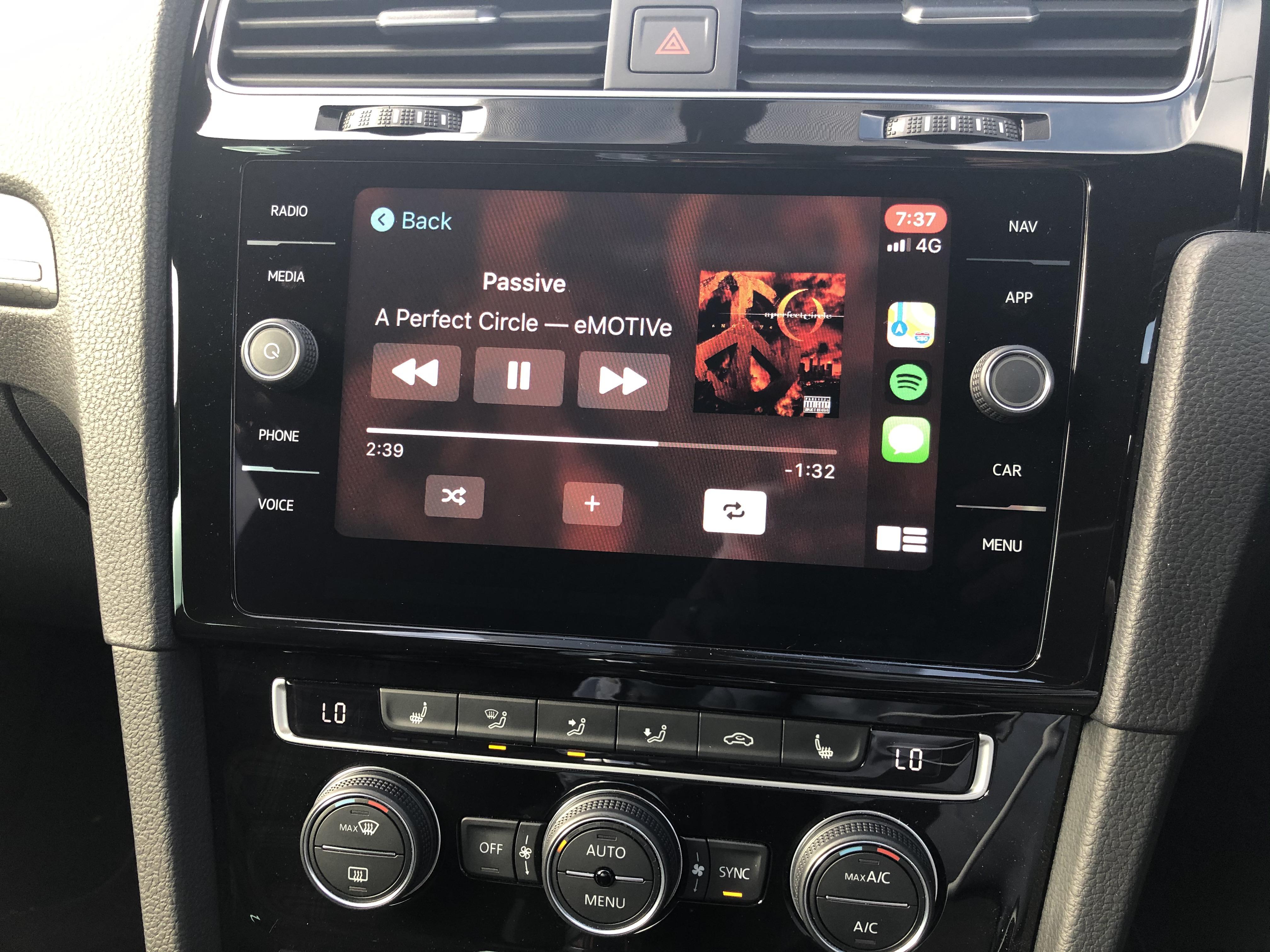Spotify on CarPlay with ios13 is so much better with album art. r/GolfGTI