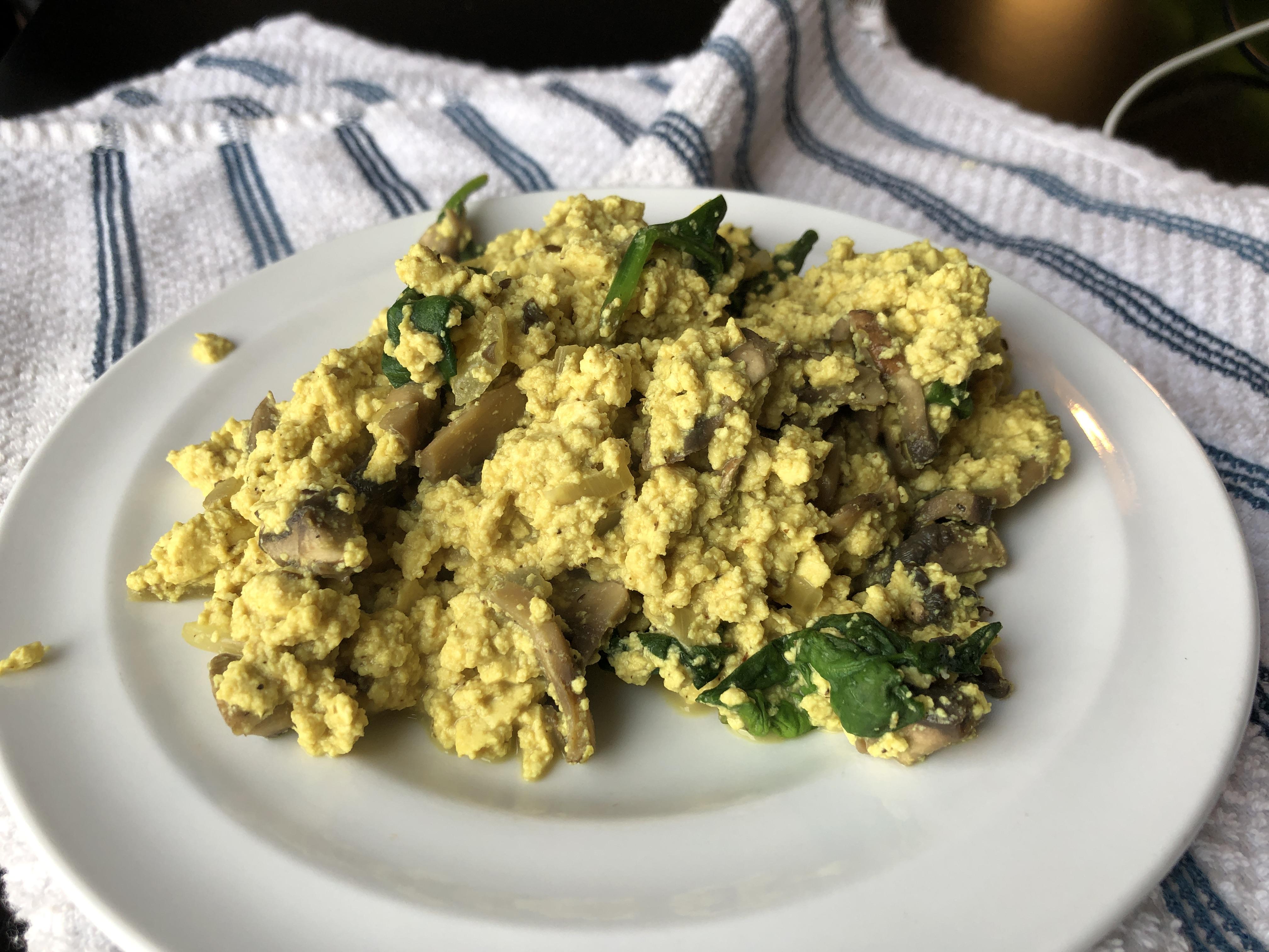 Breakfast Tofu Scramble r/veganrecipes