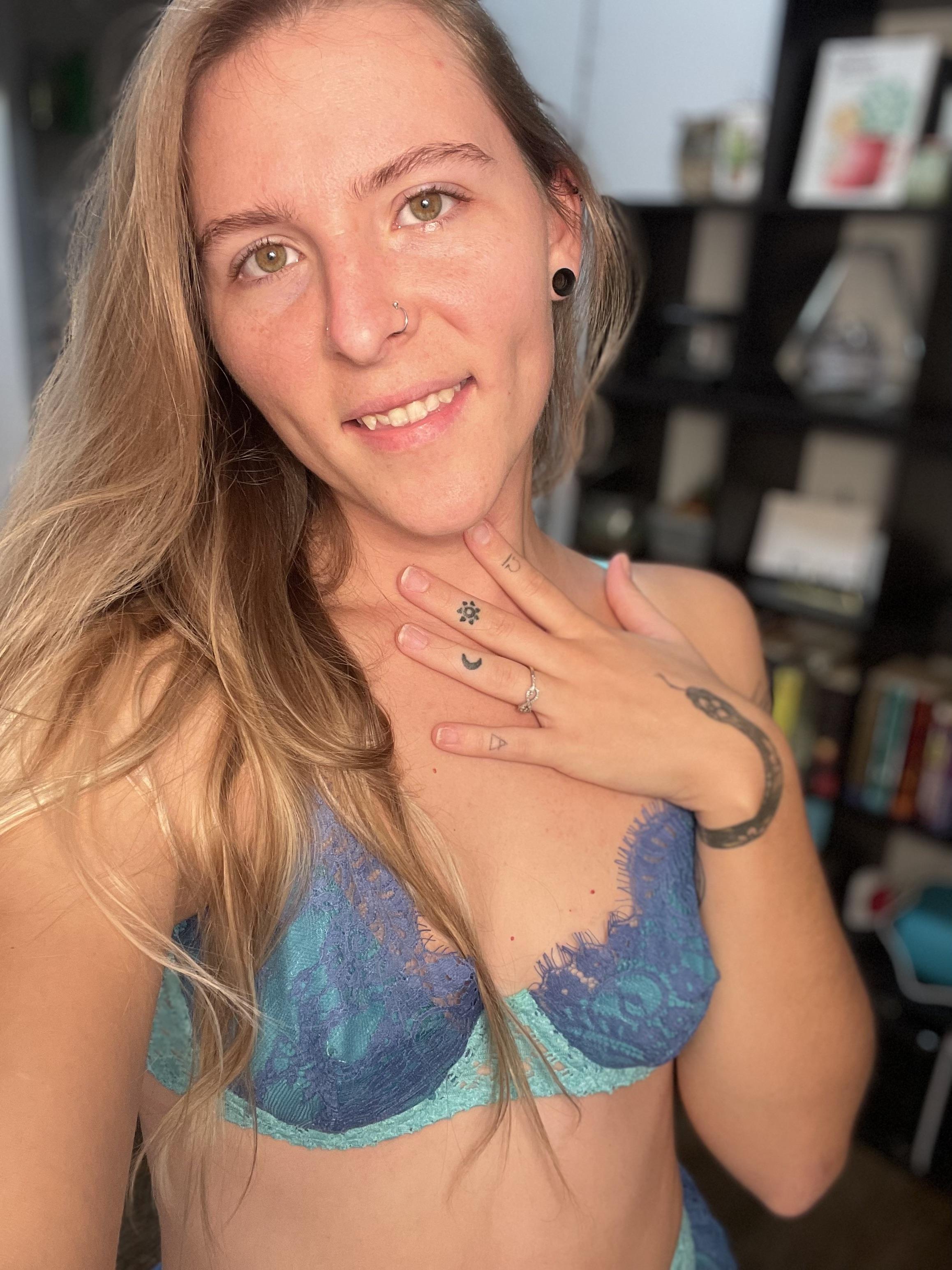 Lillith (@xo_lillith_ox) [onlyfans] : babesdirectory