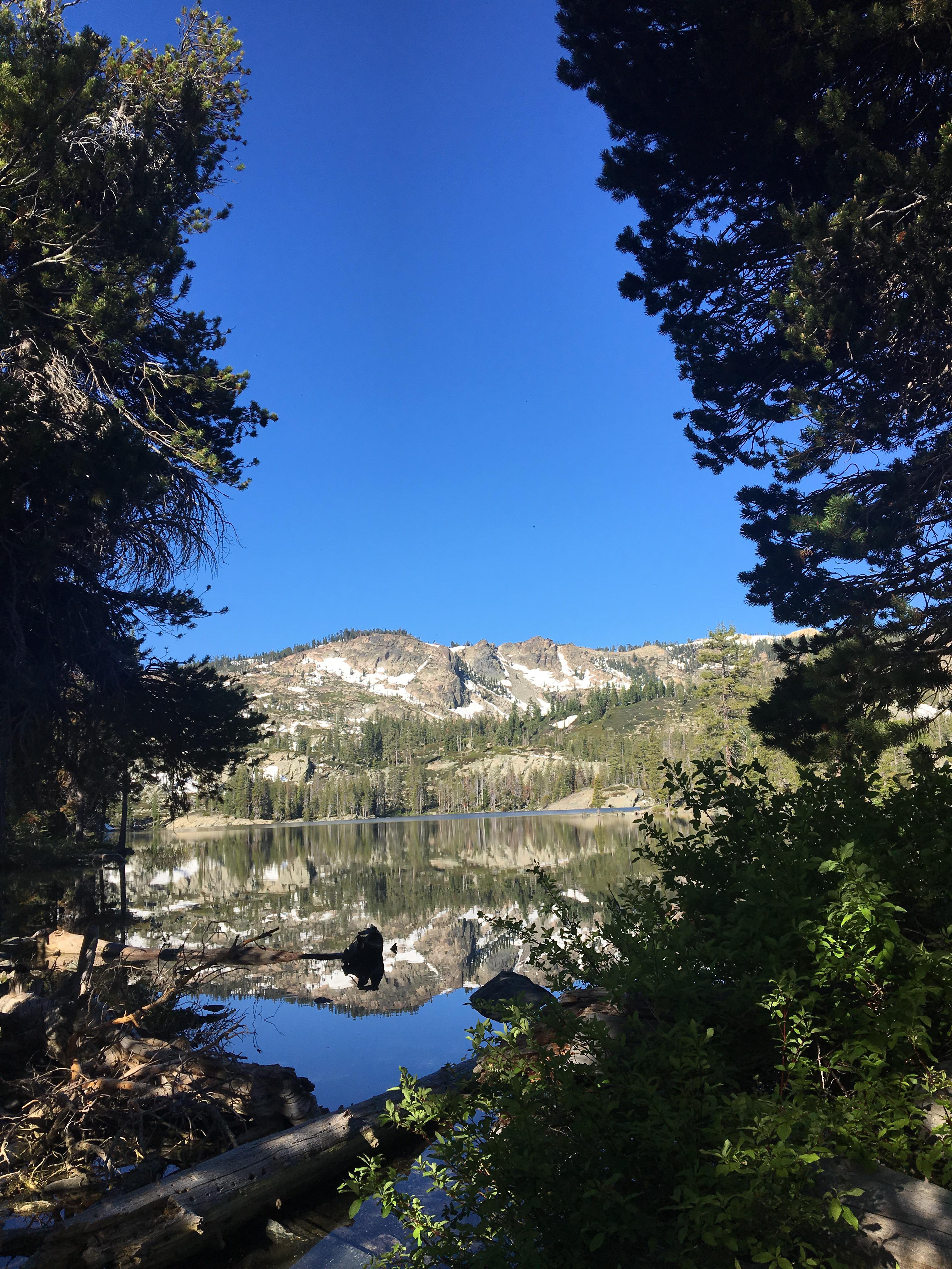 Short, beautiful hike at Big Bear Lake, Lakes Basin, Plumas National
