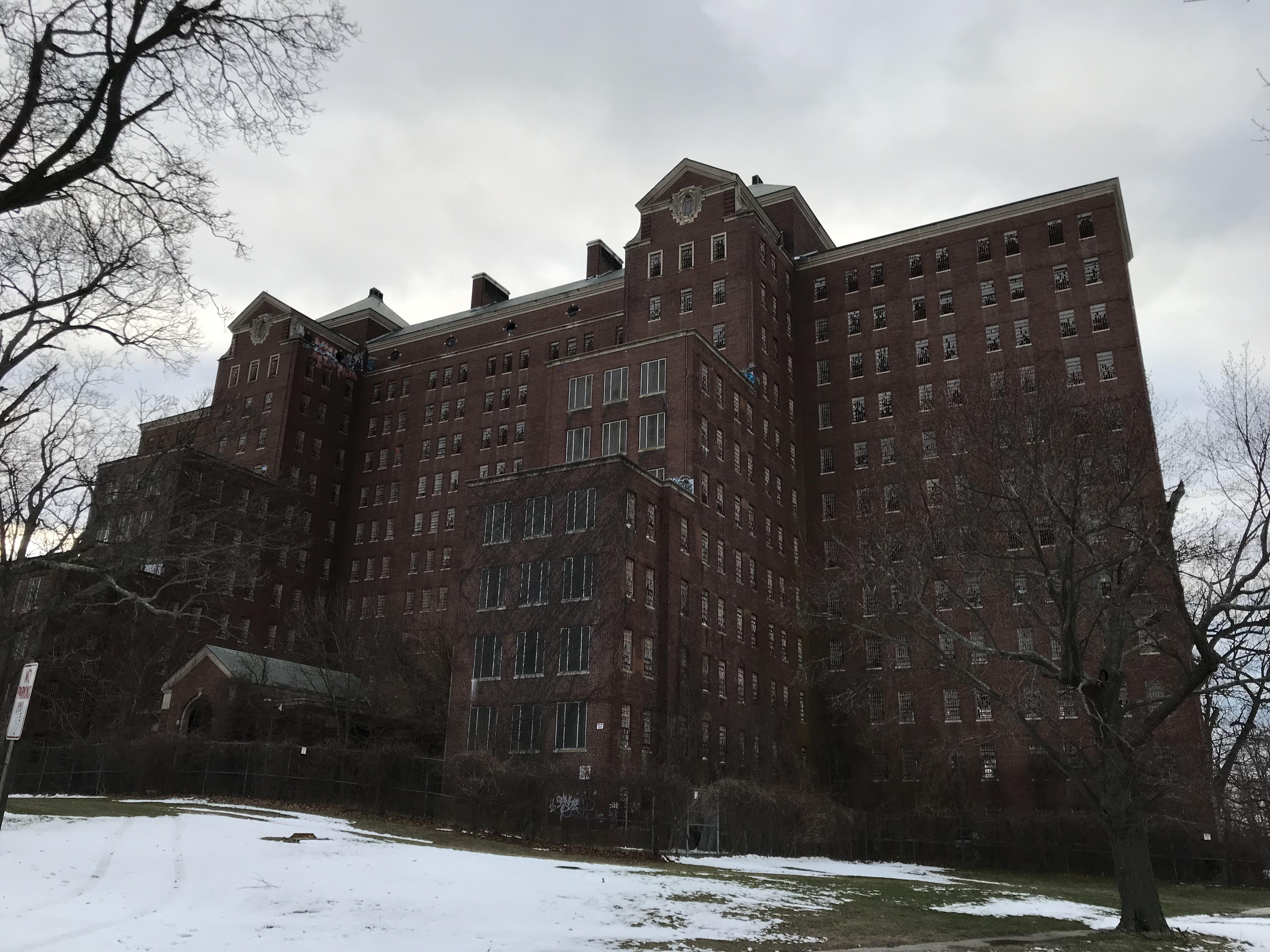 Kings Park Psychiatric Center, NY, Suffolk County. [4032x3024] [OC] r