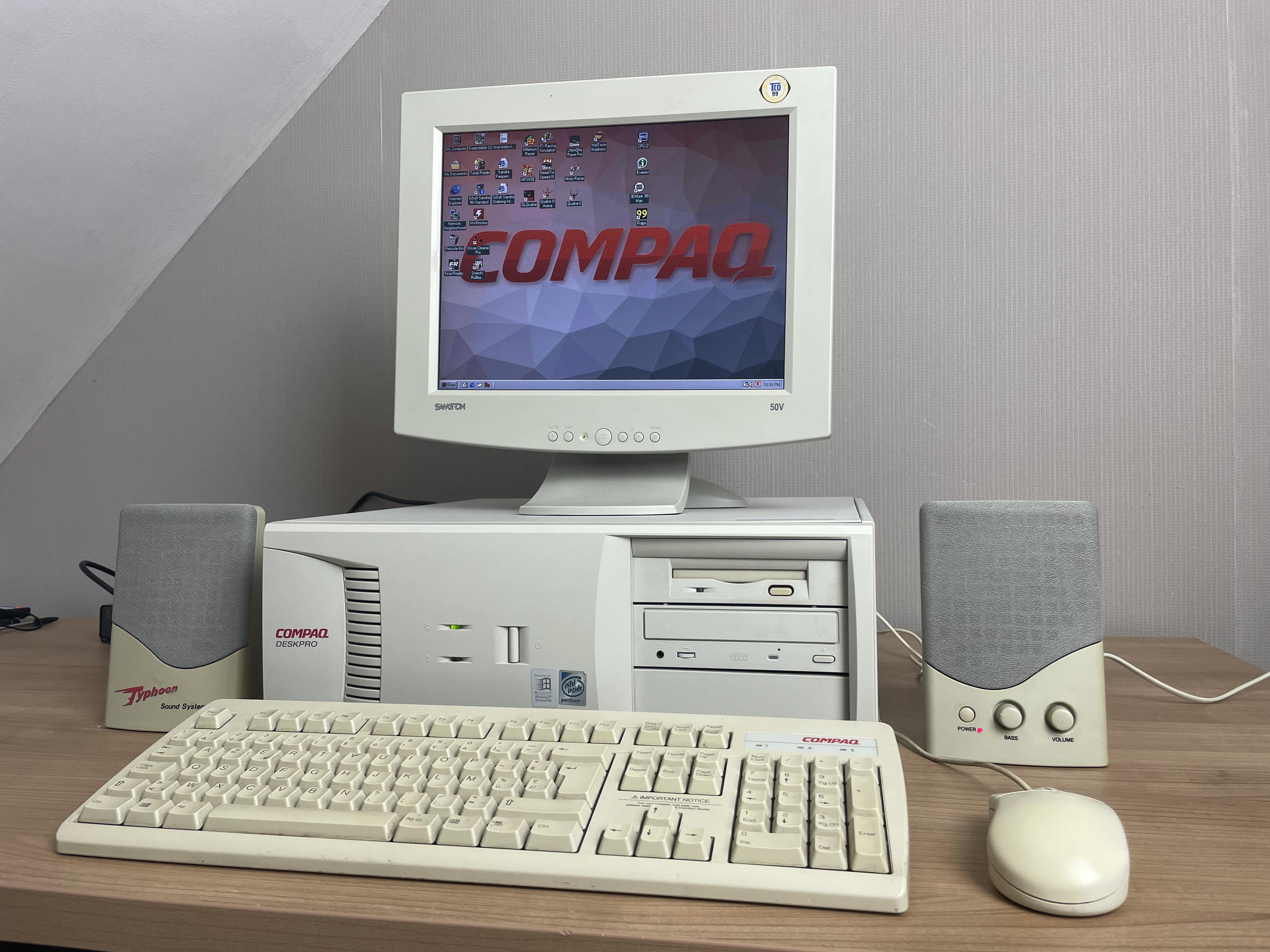 The Compaq DeskPro in desktop mode : r/retrobattlestations