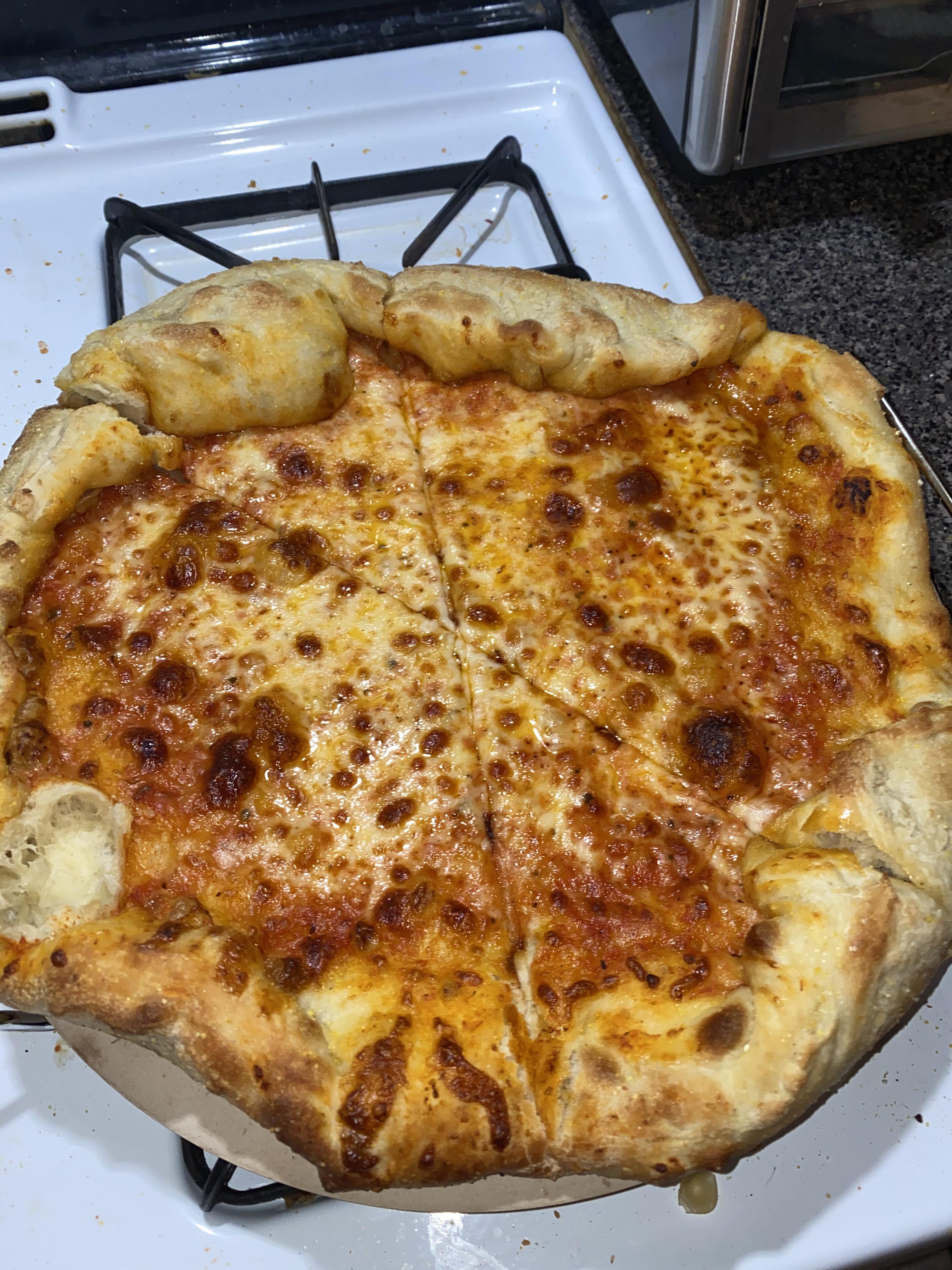 First pizza made at home r/Pizza