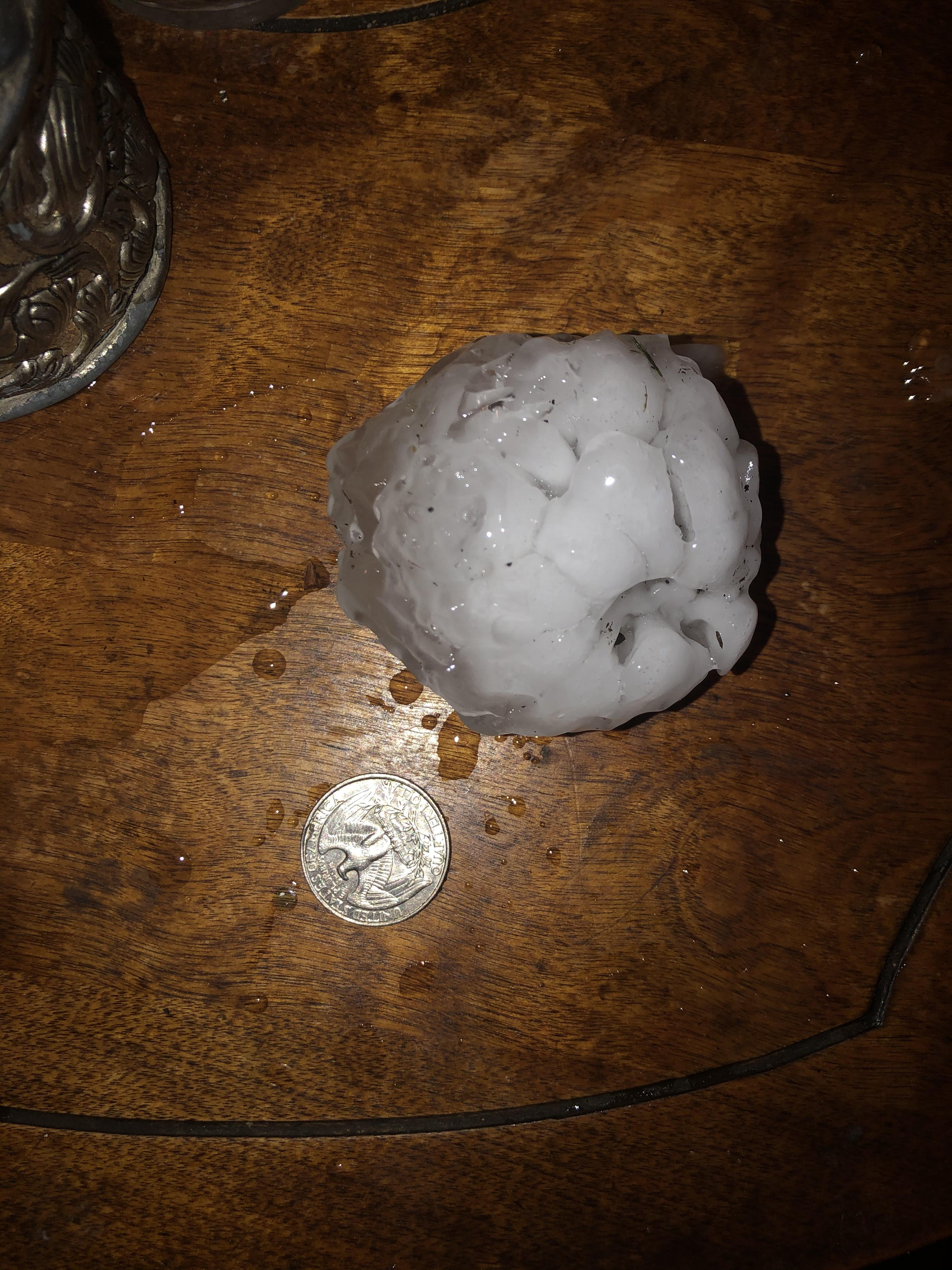 Hail in New Virginia, Iowa 5/14/20. r/weather