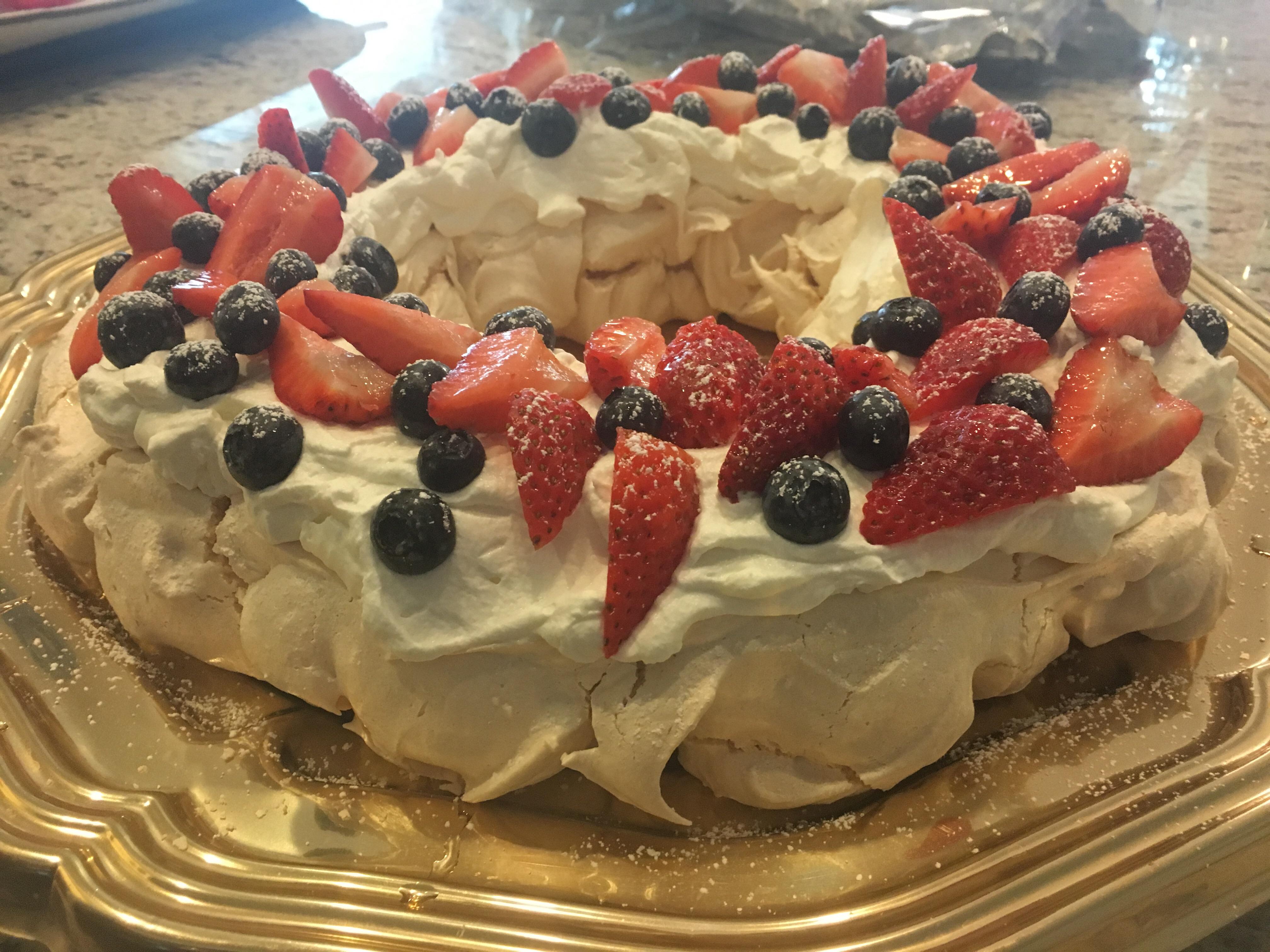 Mary Berry Pavlova Christmas Wreath Mary Berry’s Christmas wreath pavlova. Proud of myself, I’ve never made