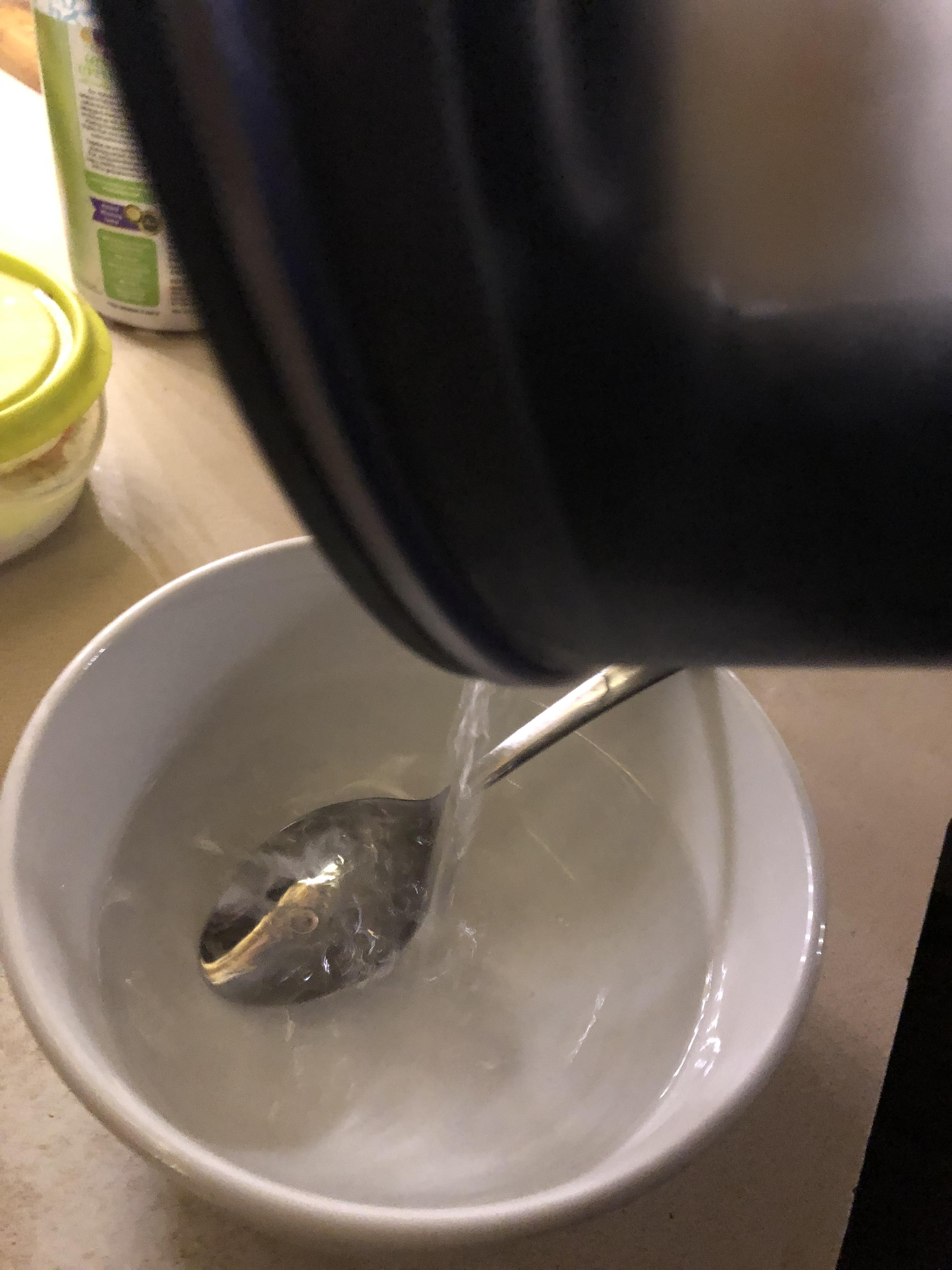Water in a bowl r/madlads