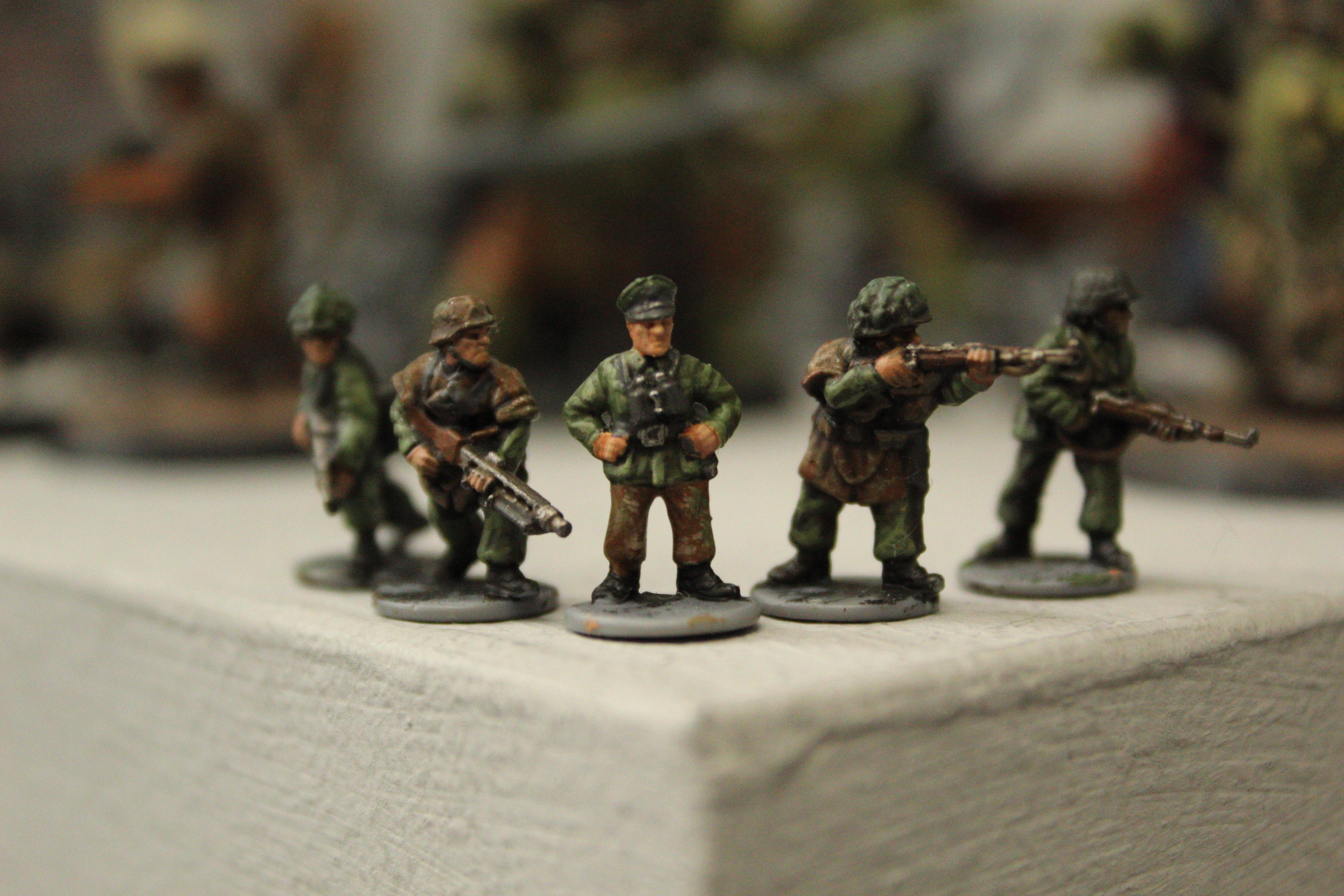 A few 15mm Grenadiers from Plastic Soldier Company, Painted by myself