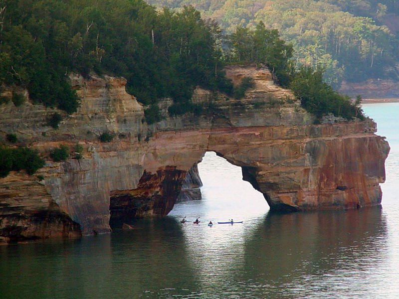 National Lakeshores Sleeping Bear Dunes and Pictured Rocks in Michigan