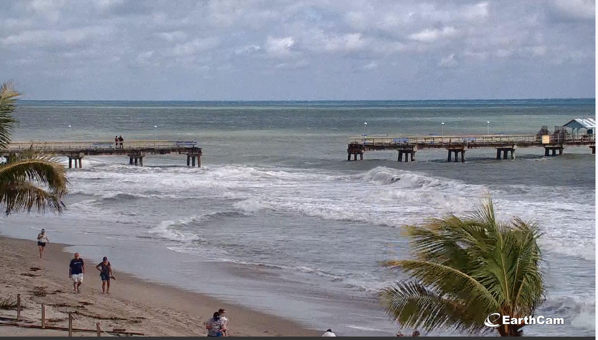 Anglin's Pier at LauderdalebytheSea r/florida