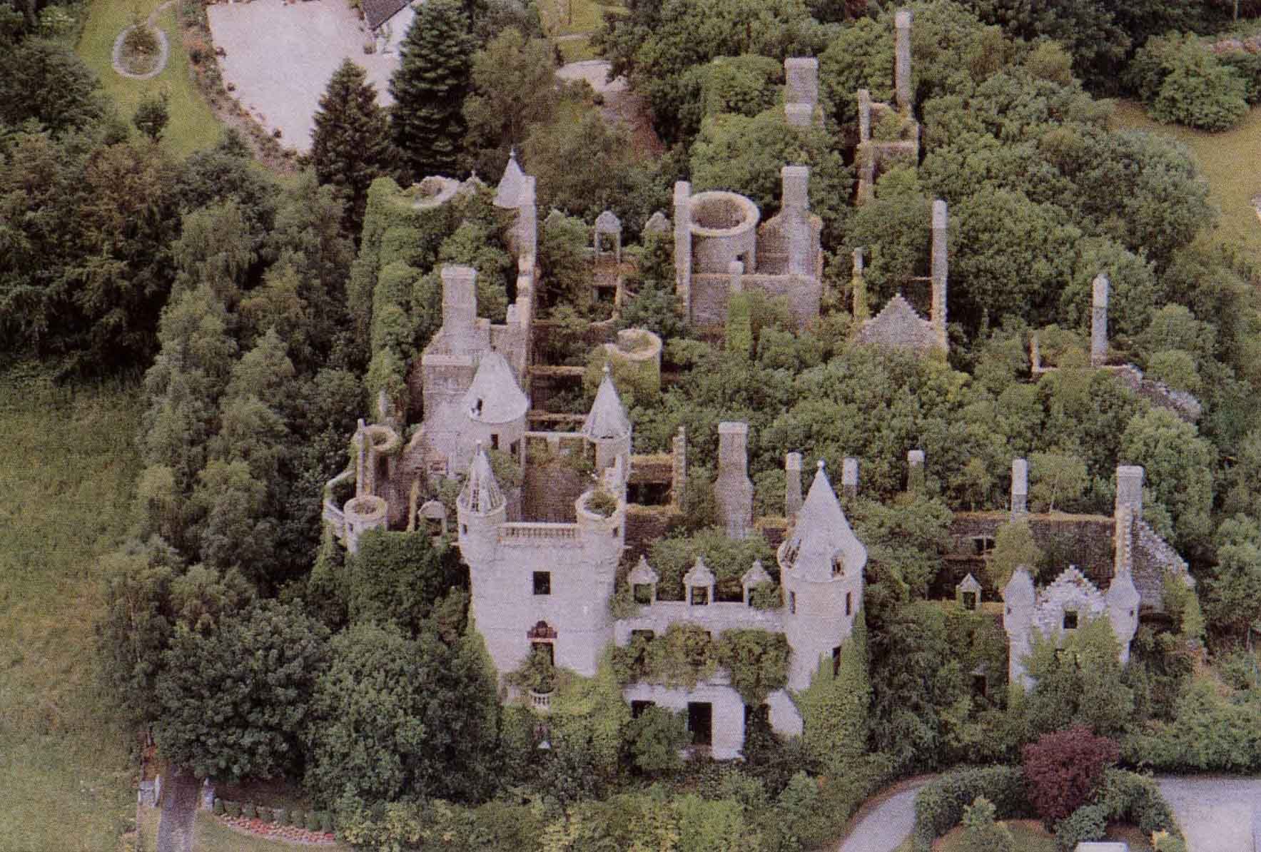 Buchanan Castle Scotland r/reclaimedbynature