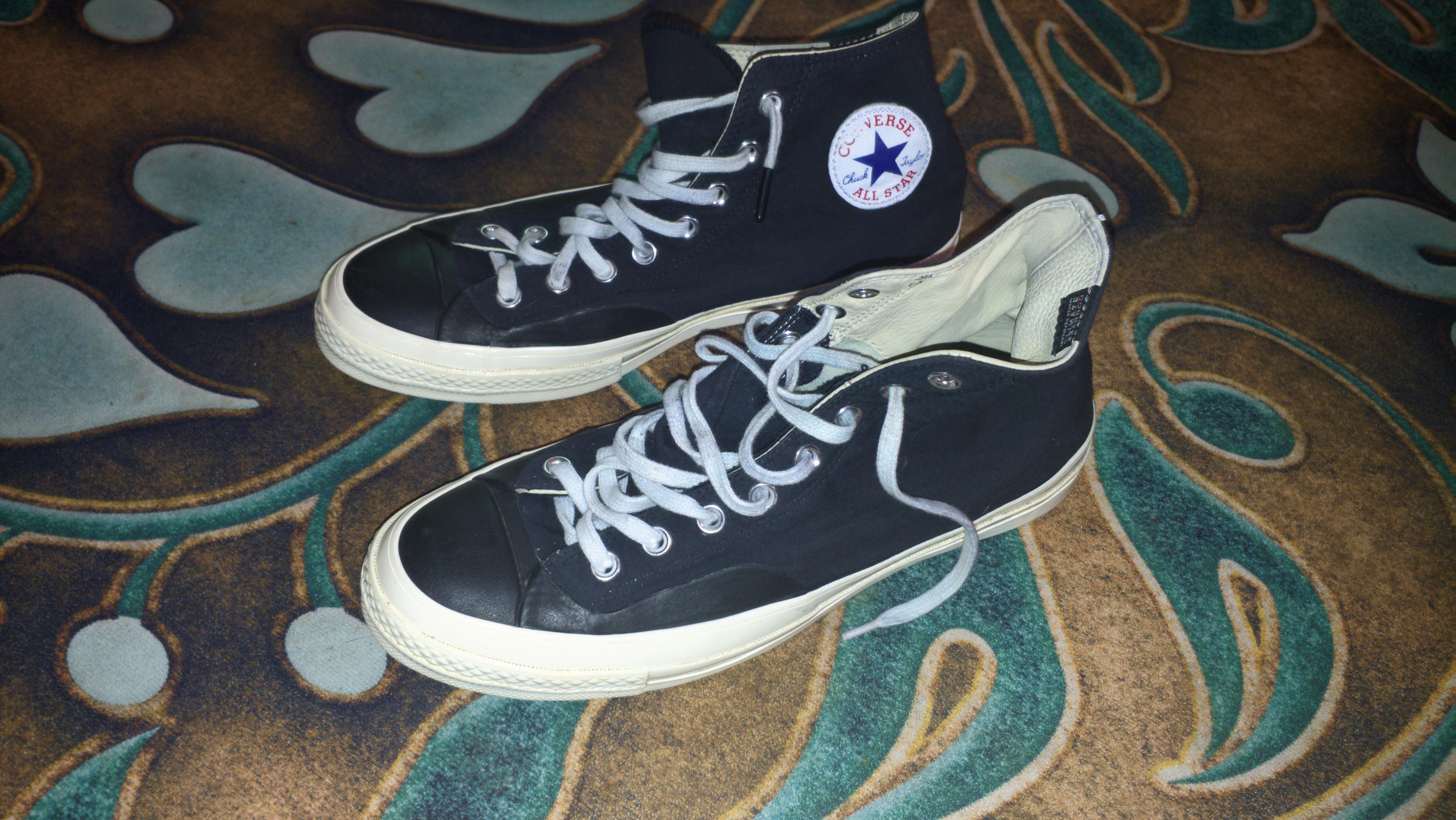 Does anyone know what converse are these. I got it from thrift store