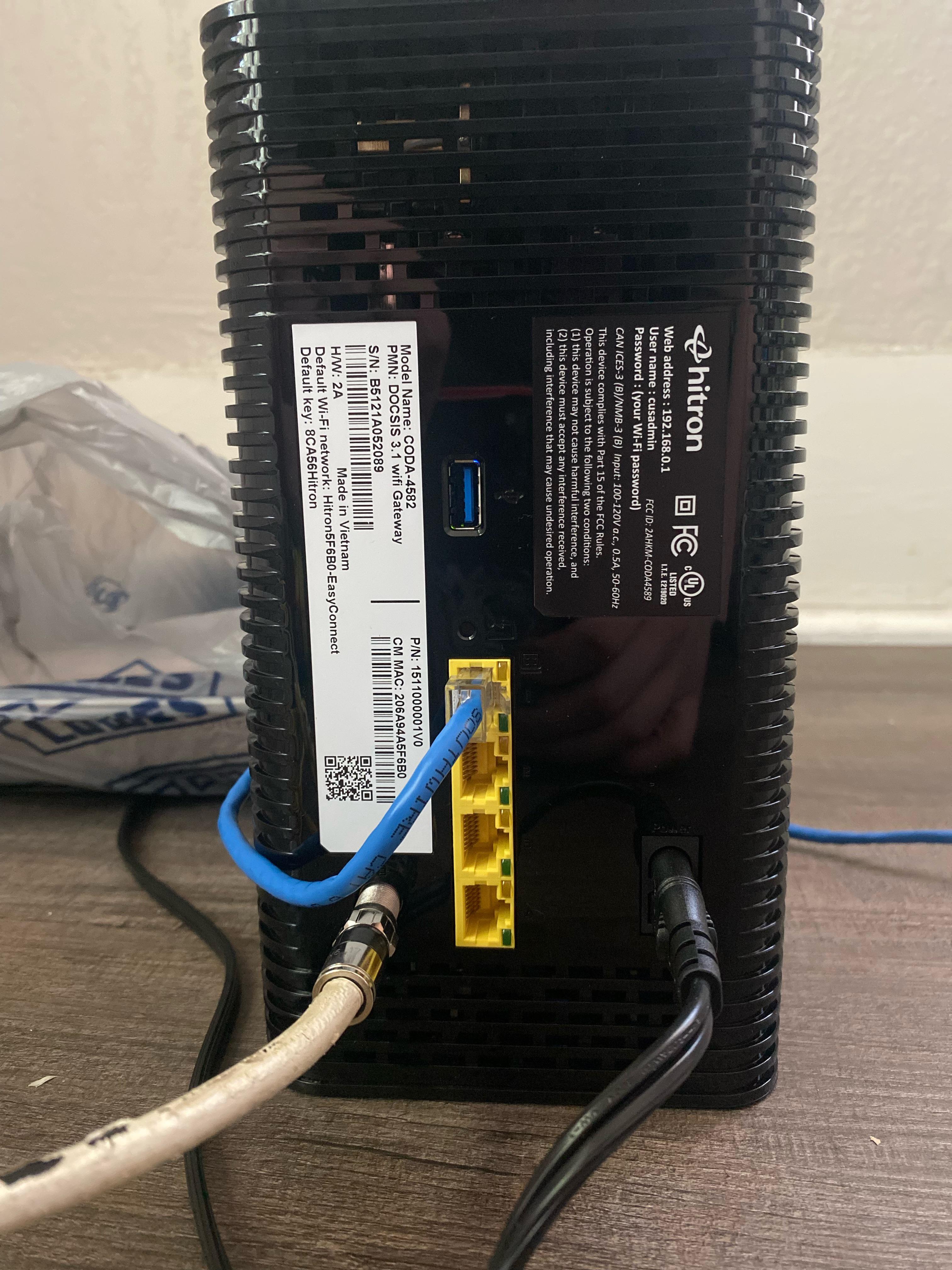 Can I daisy chain, or do I need to use a splitter? Explanation in