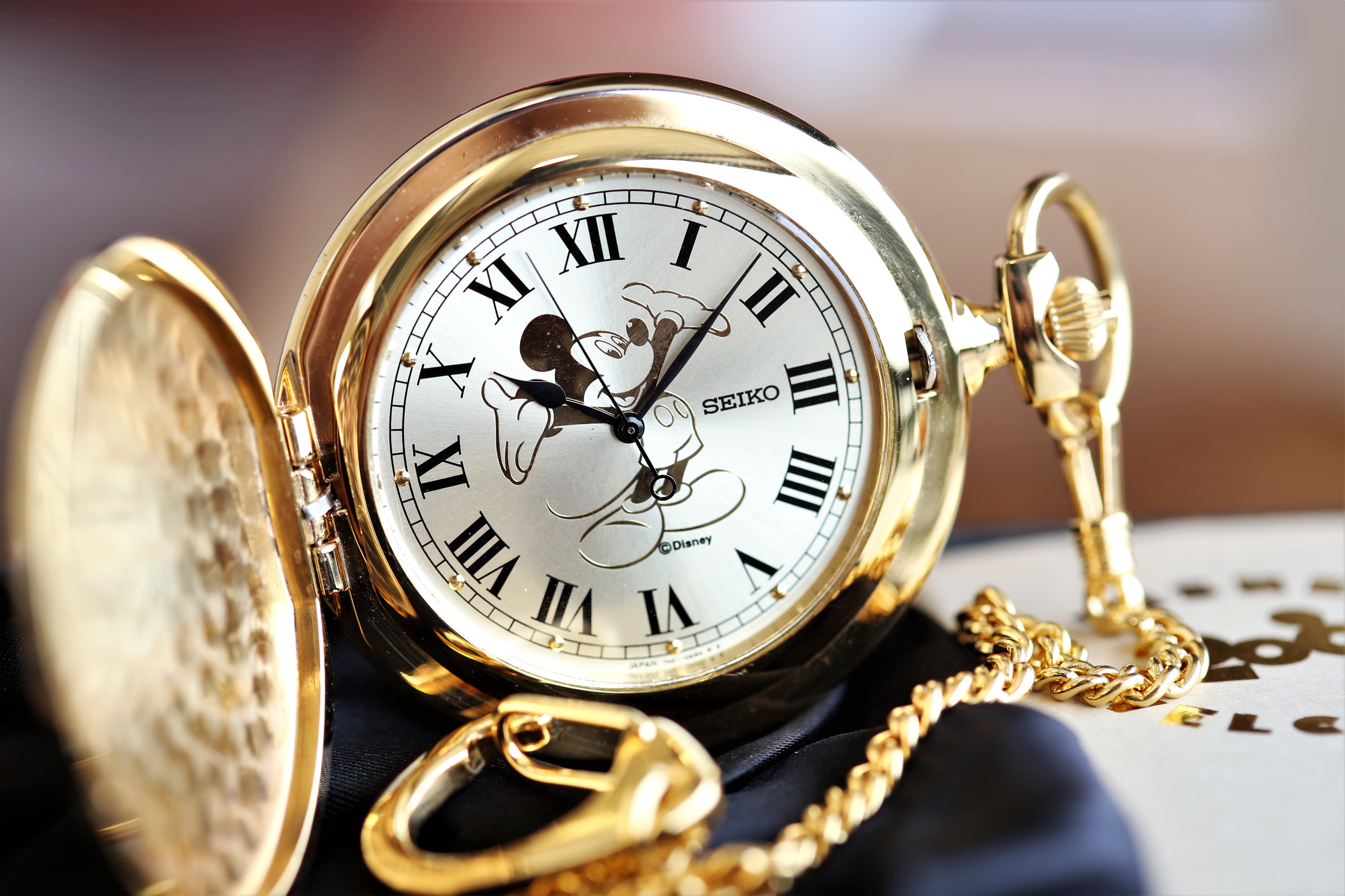 [WTS] Seiko Disney Pocket Watch JDM, Mickey Millennium 2000, Limited