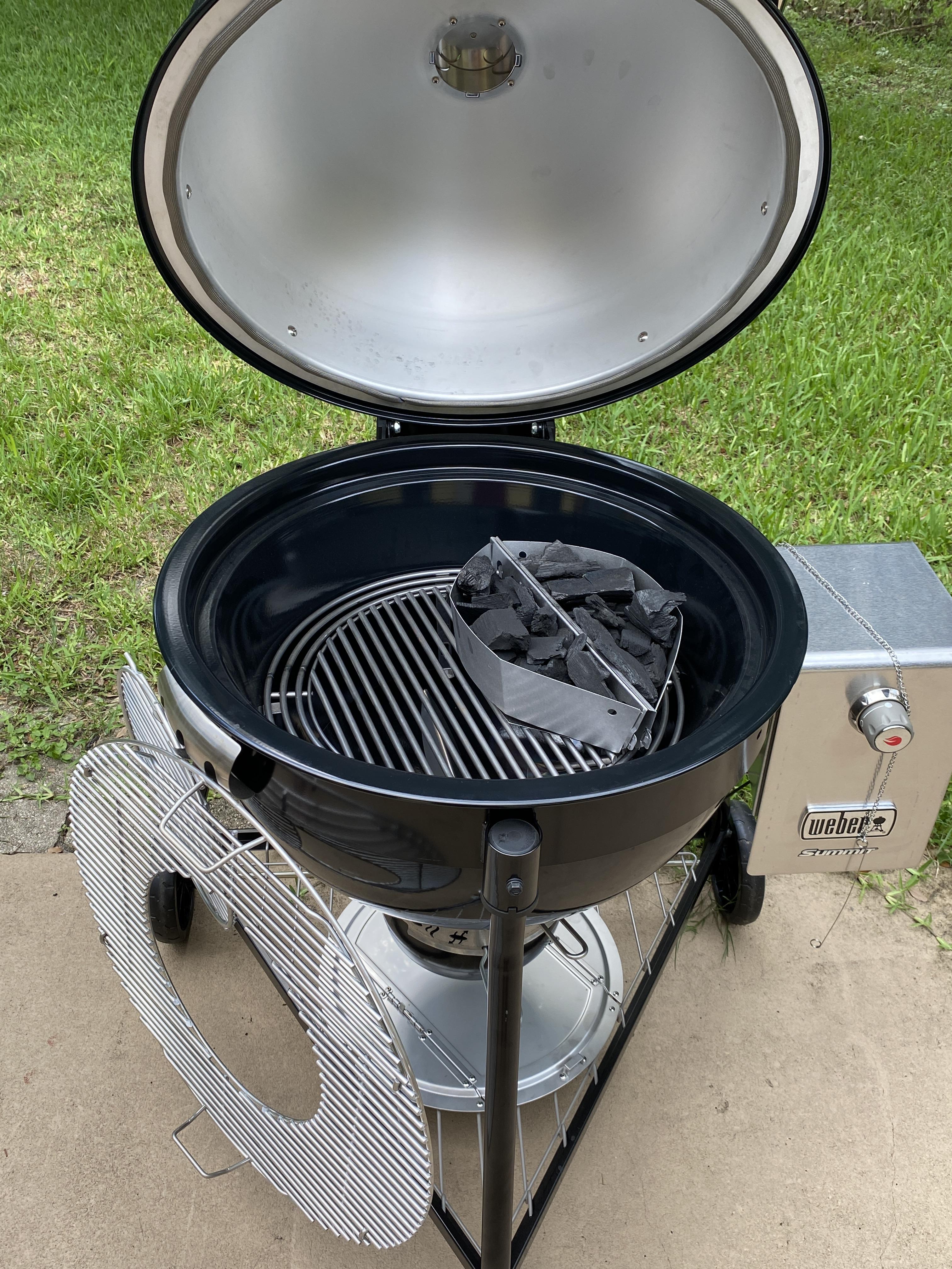Just grabbed the er Summit Charcoal Grill new for 850. Very happy