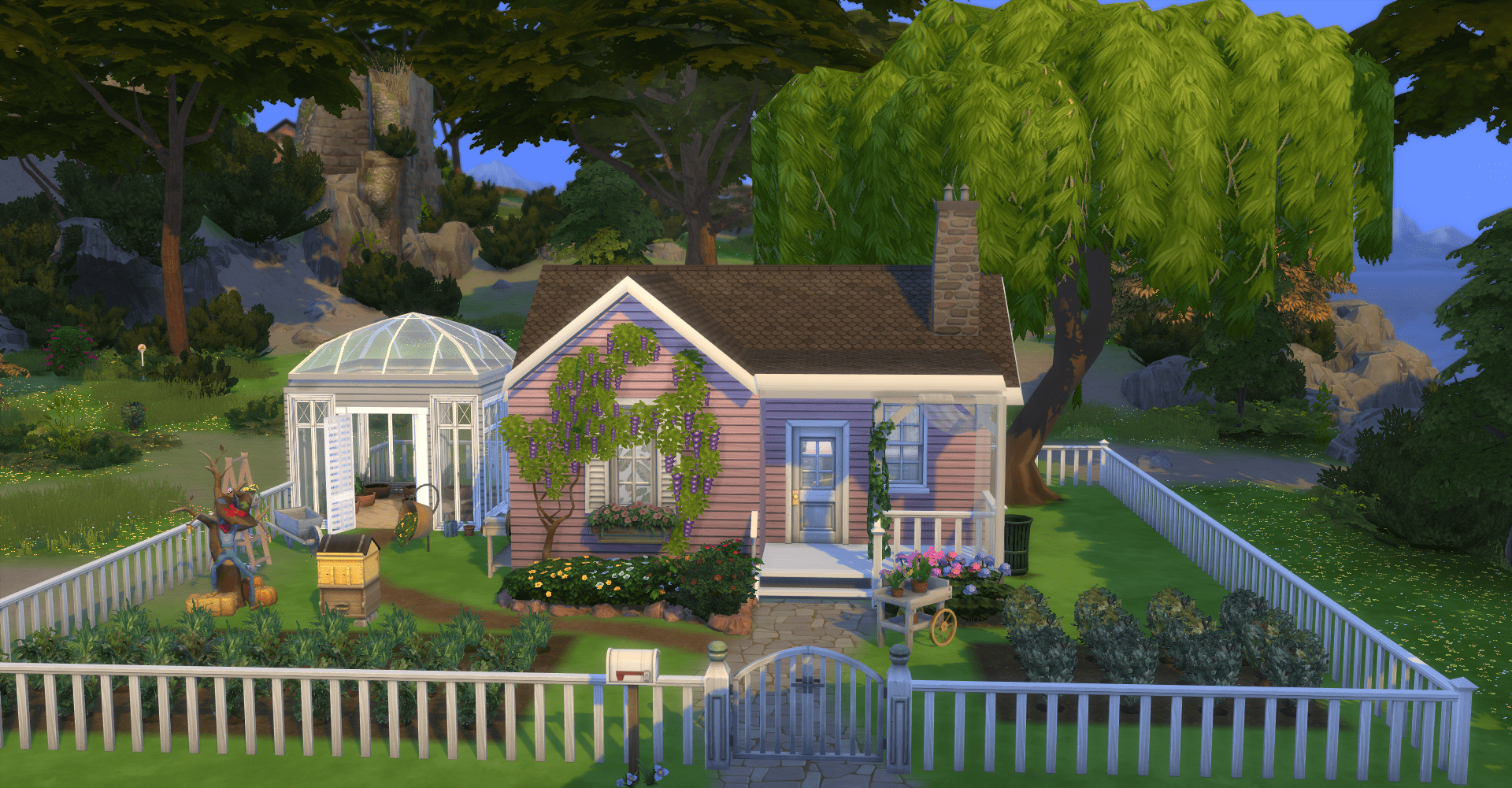 Decided to make a cute little gardeners cottage for my sim! I'm super
