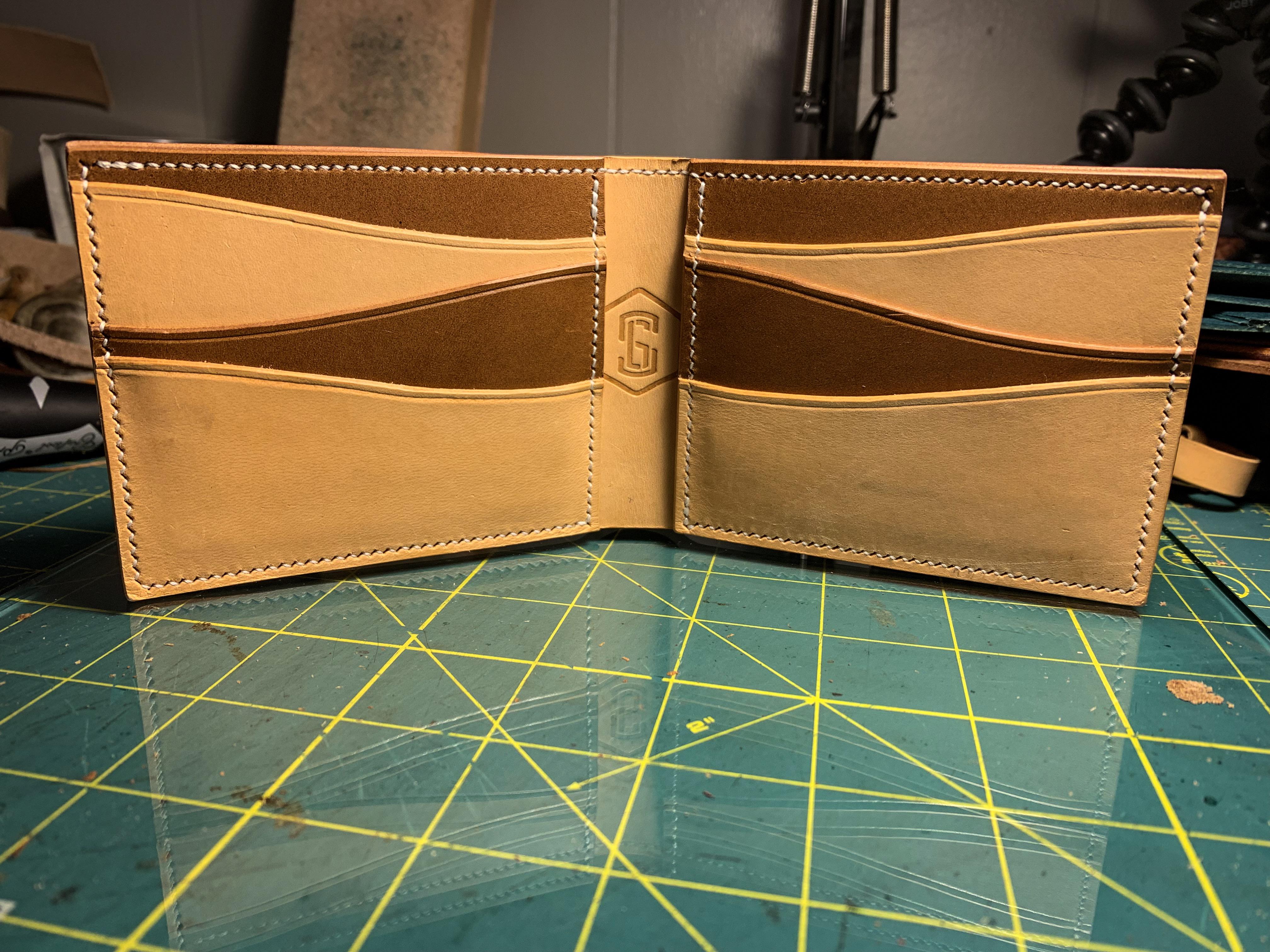 New wallet design I just completed. Pretty happy with it! r/Leathercraft