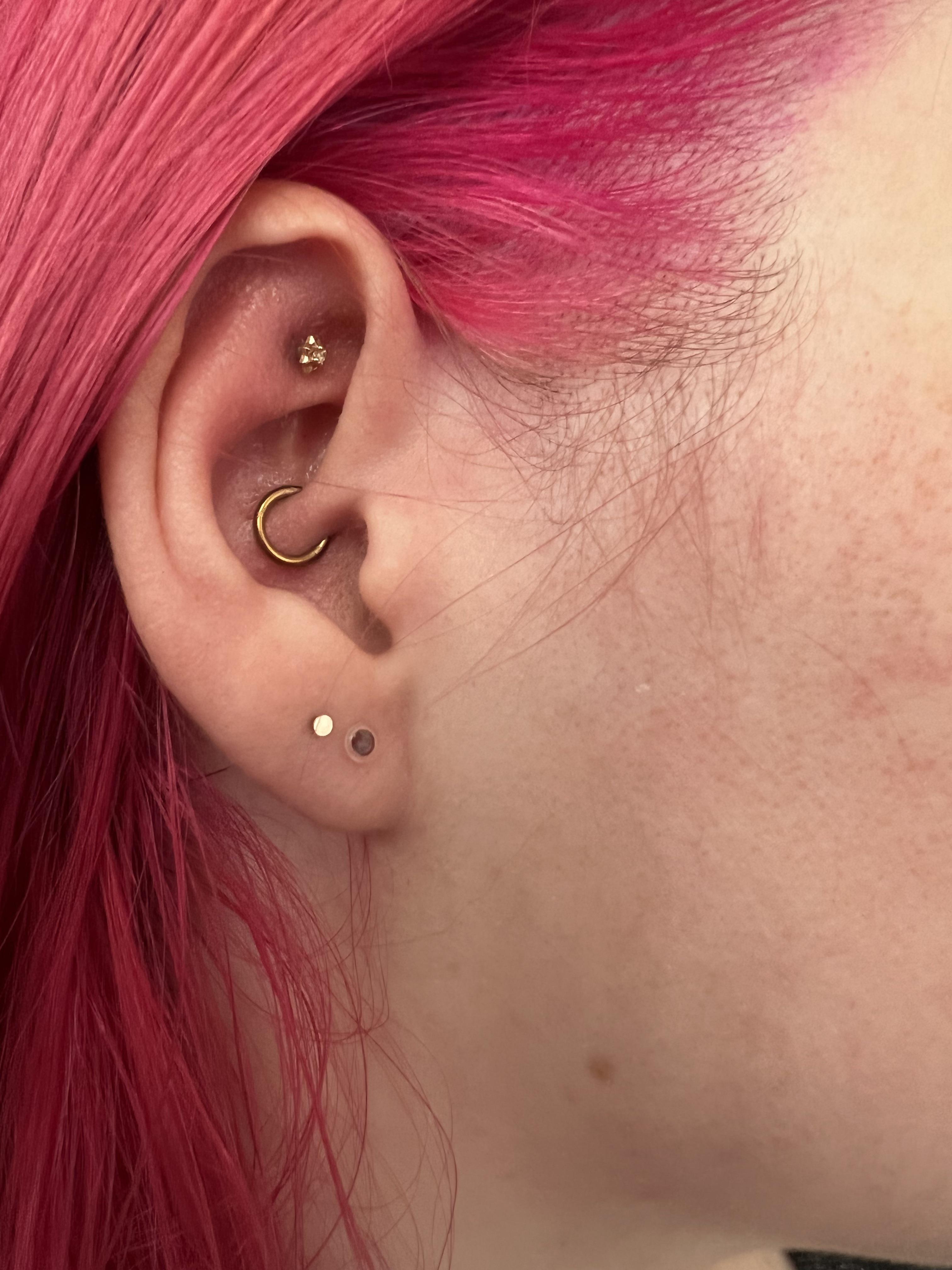 Finally made it to the glass plugs! 14g r/Stretched