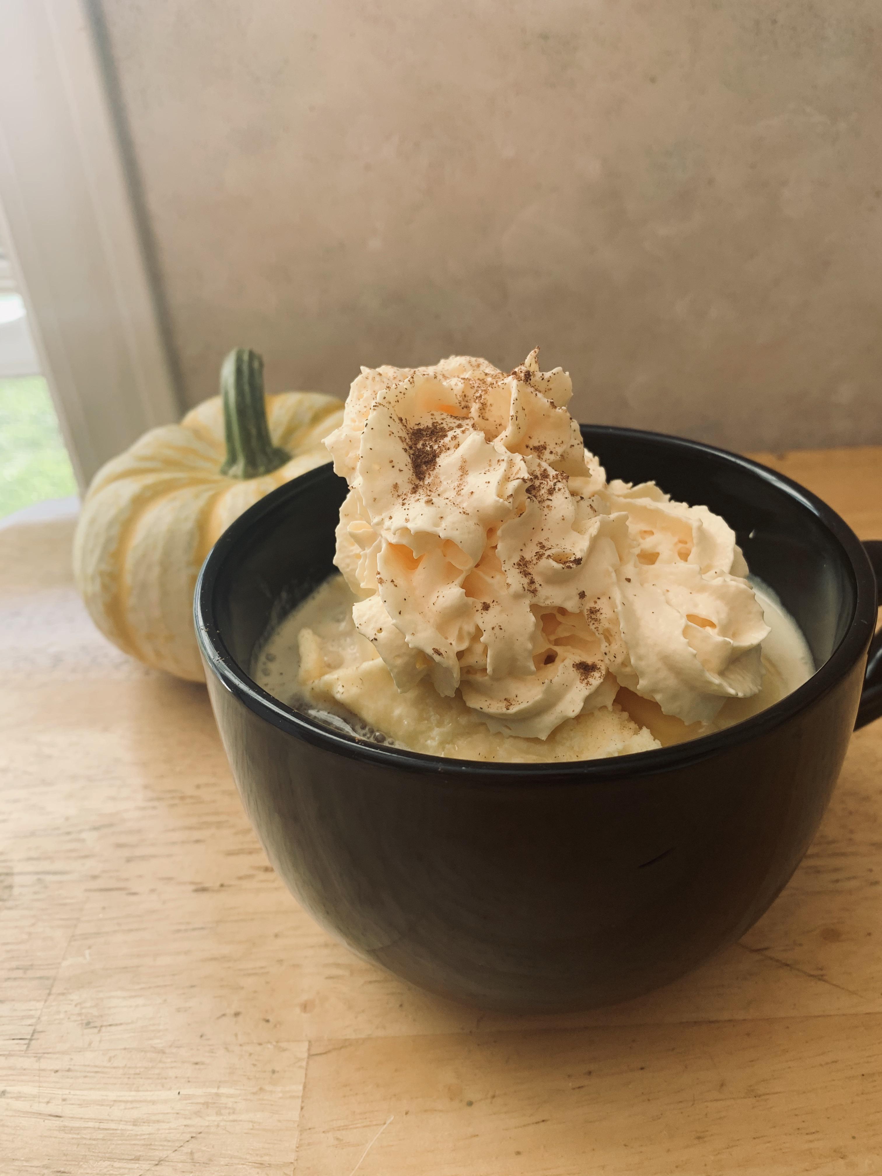 Cider float with Aldi French vanilla ice cream, Aldi apple cider, and