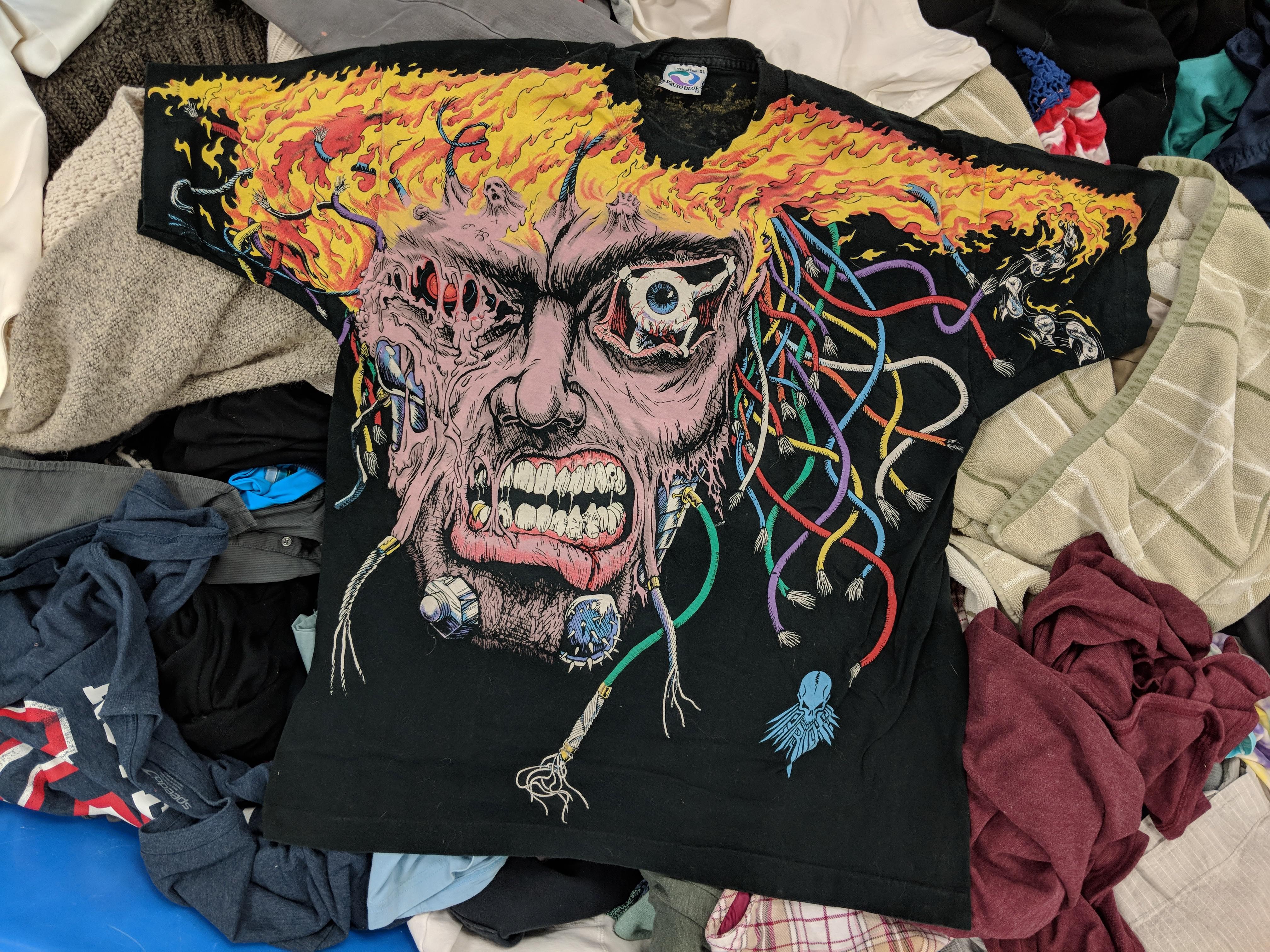 1994 Liquid Blue x Marvel Weapon X Tee in the bins. 🏆🔥 r/VintageTees