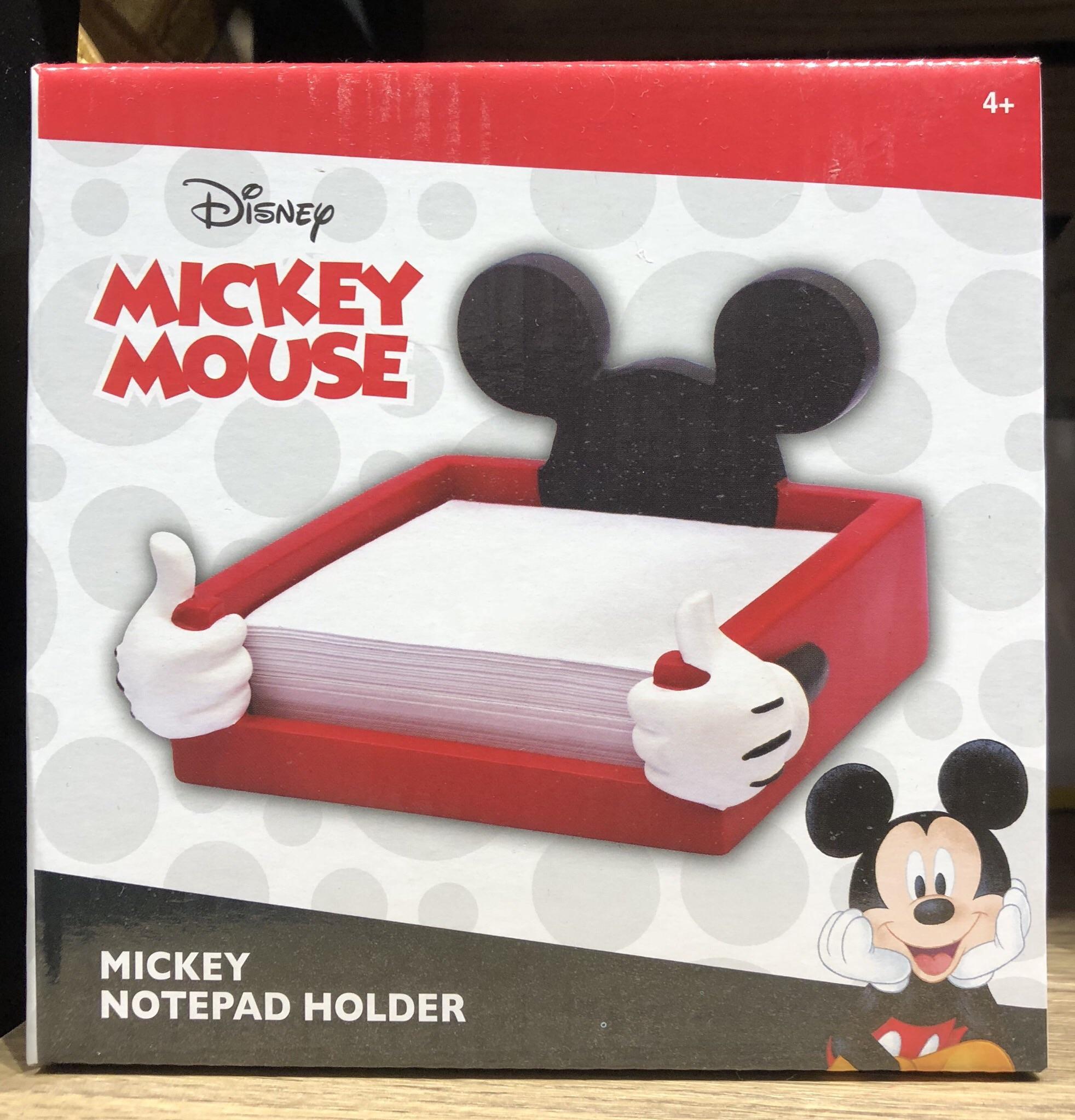 Mickey pulling his cheeks apart didthney