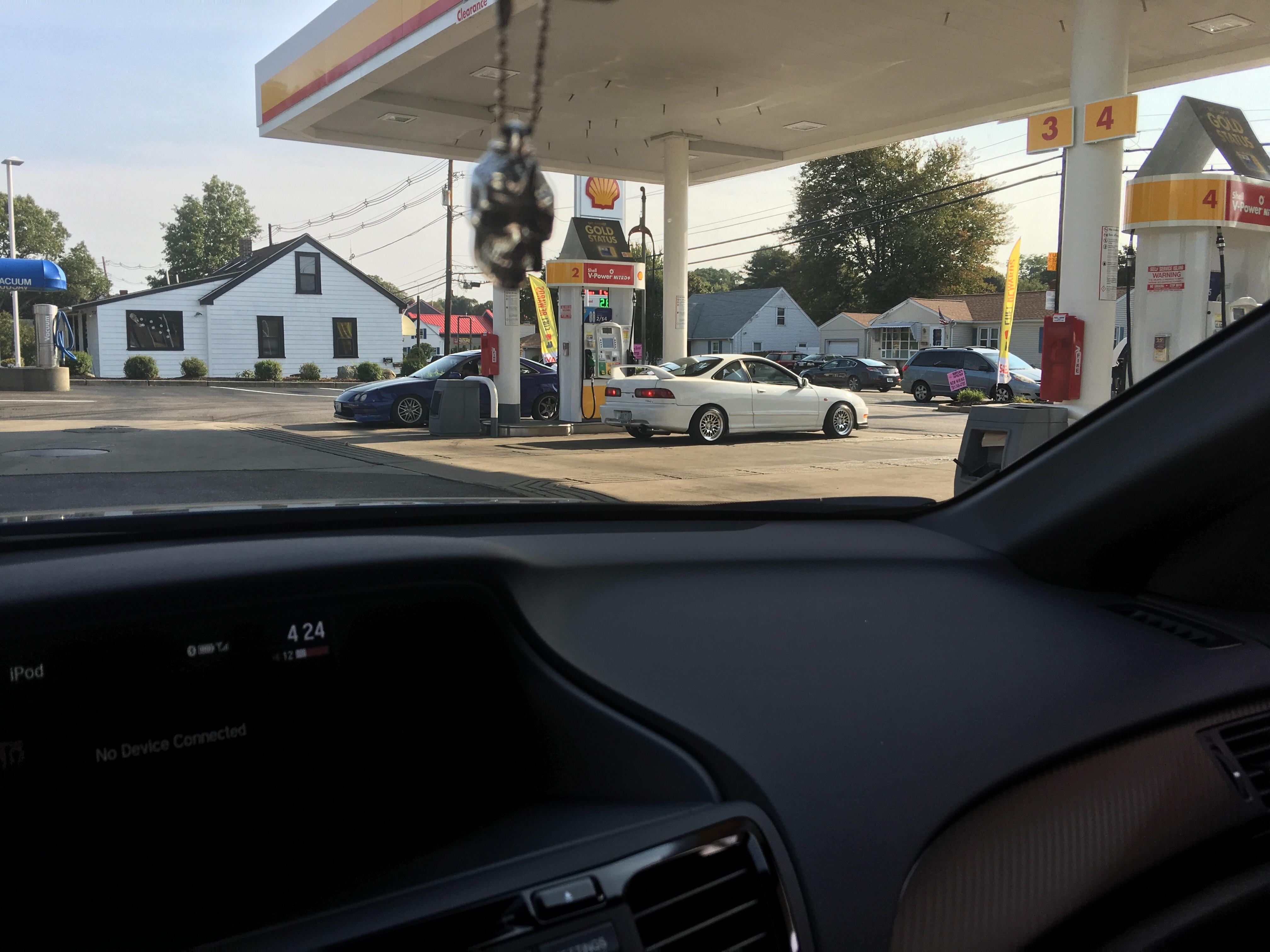 Two Integras back to back at a gas station... I had to check what year