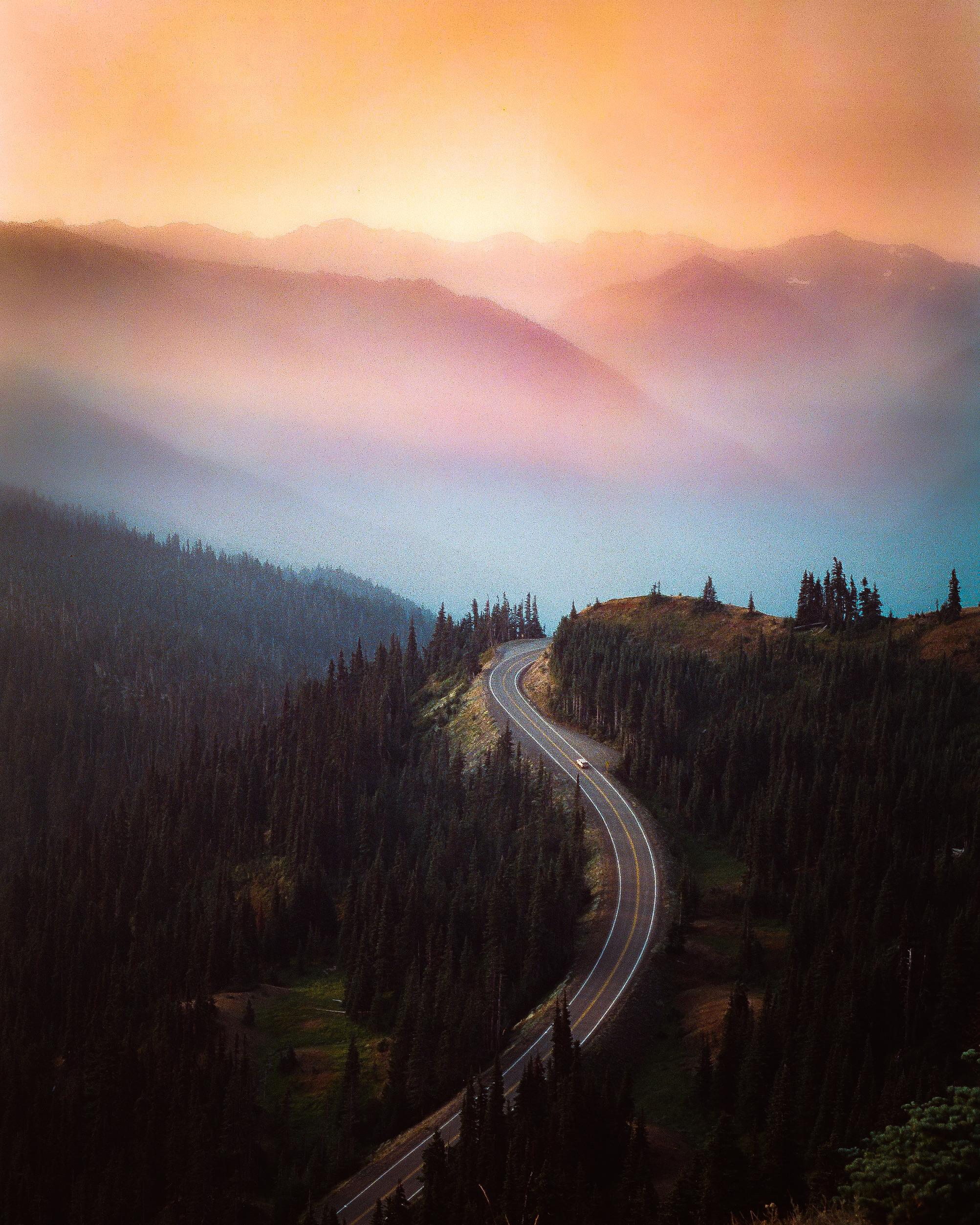 Hi! My wallpaper was used in the Google Pixel 6 video without credit or