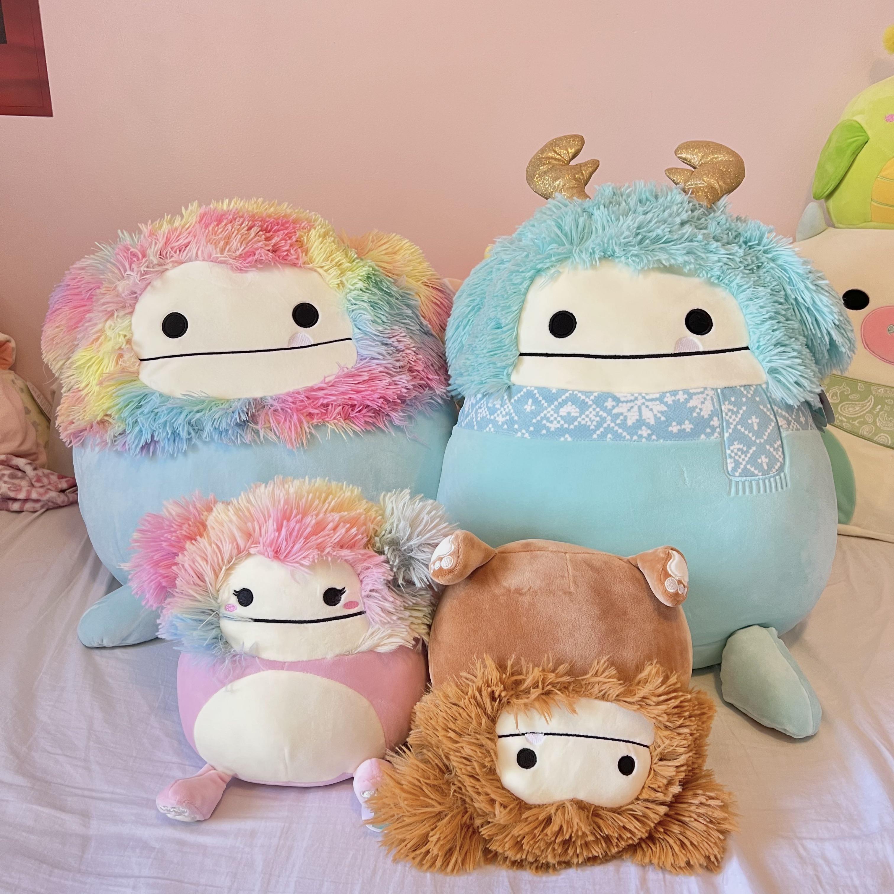 New addition to the Bigfoot fam, Christmas Joelle ! squishmallows