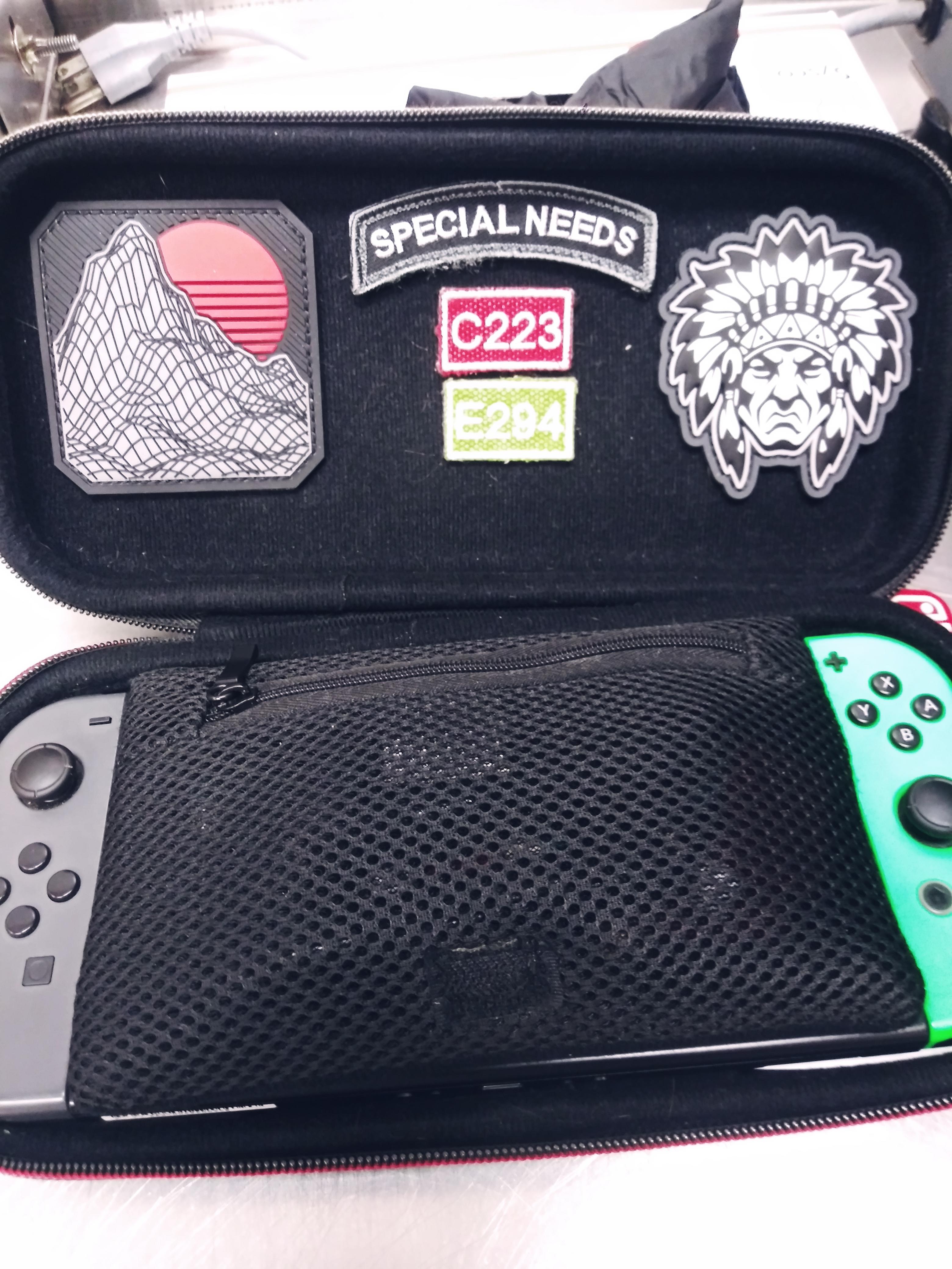 I discovered that the official Nintendo Switch case has a felt inlay