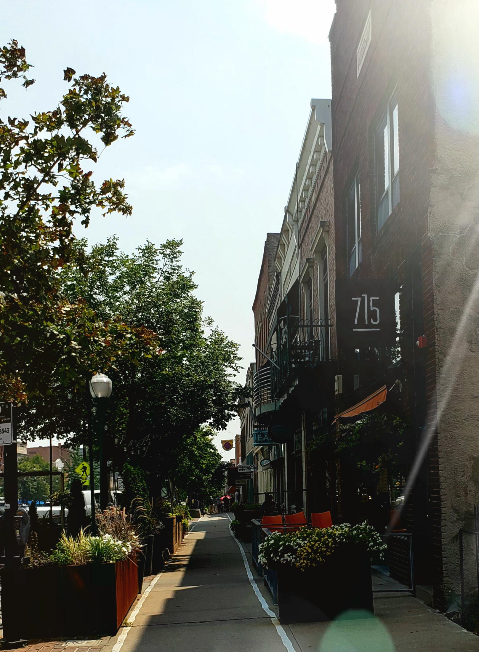 Mass st. in Lawrence this afternoon. r/kansas