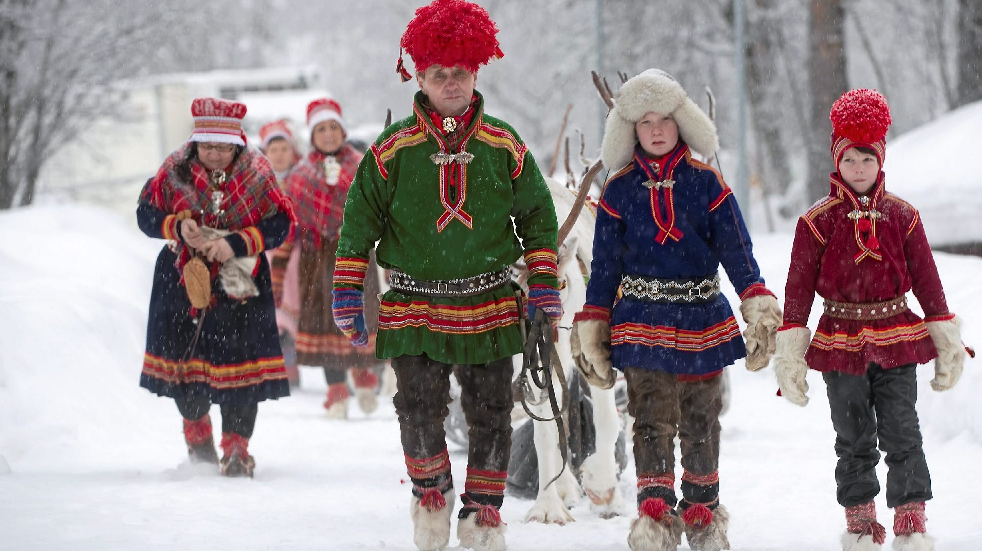 Samer the native people of Sweden r/pics