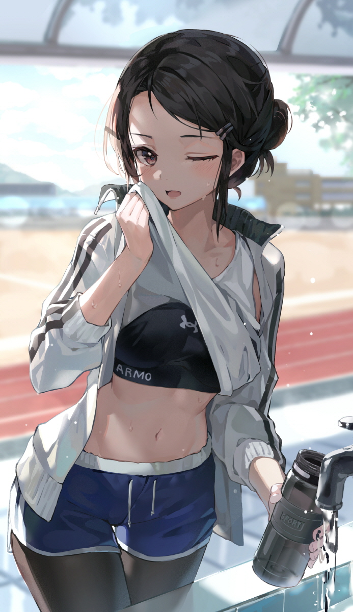 Sport clothes [original] r/OfficialSenpaiHeat
