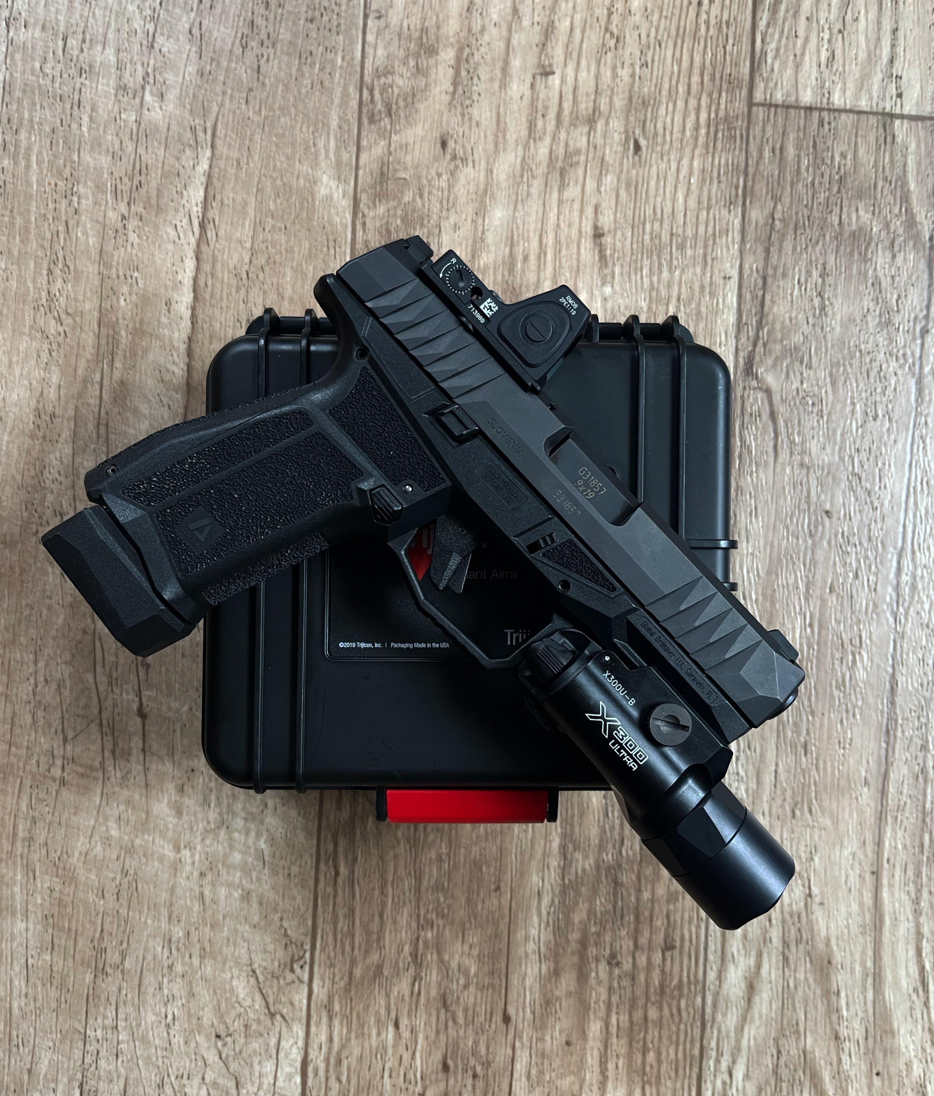 What’s your night stand gun? r/EDC