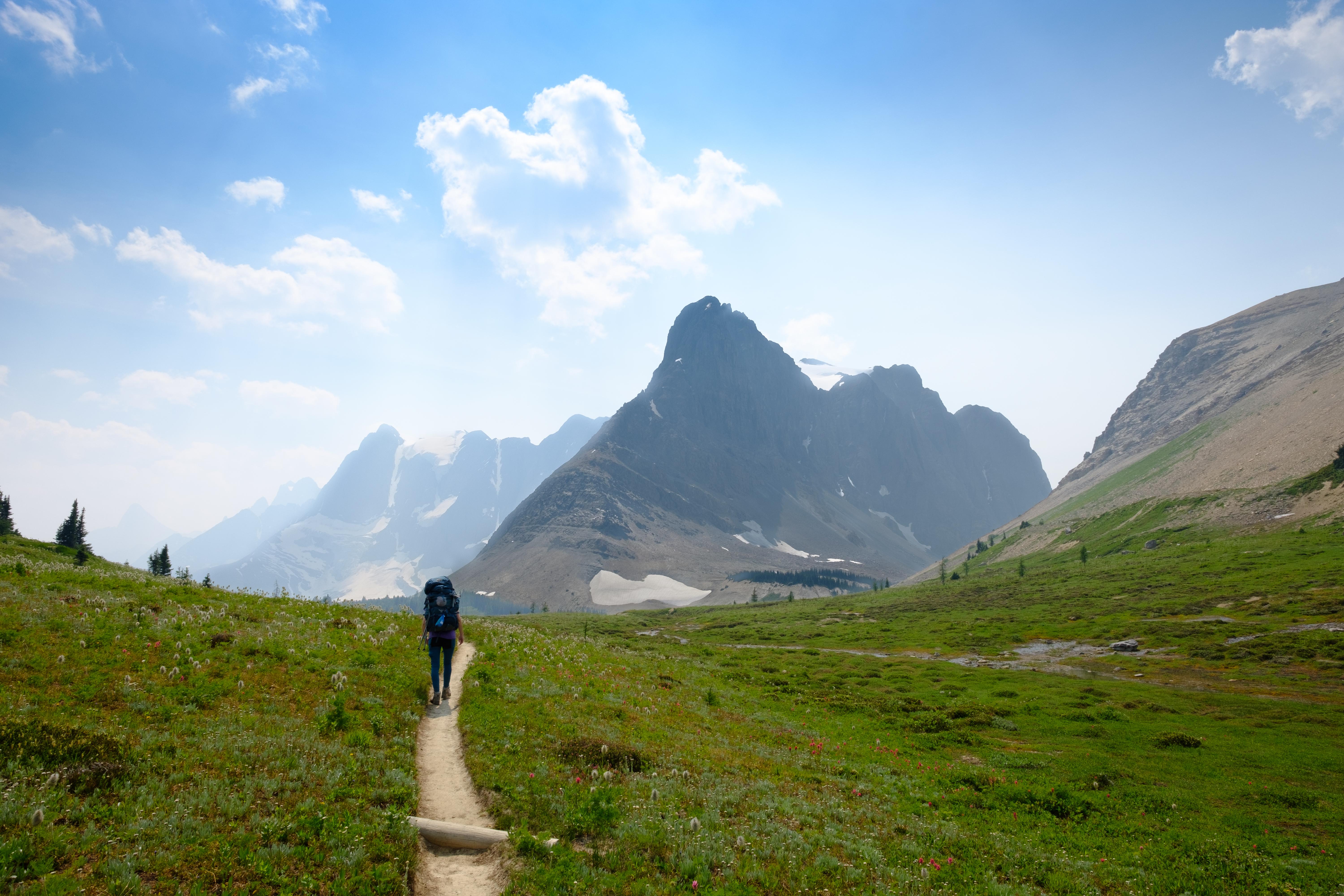 Backpacking through the Canadian Rockies r/CampingandHiking