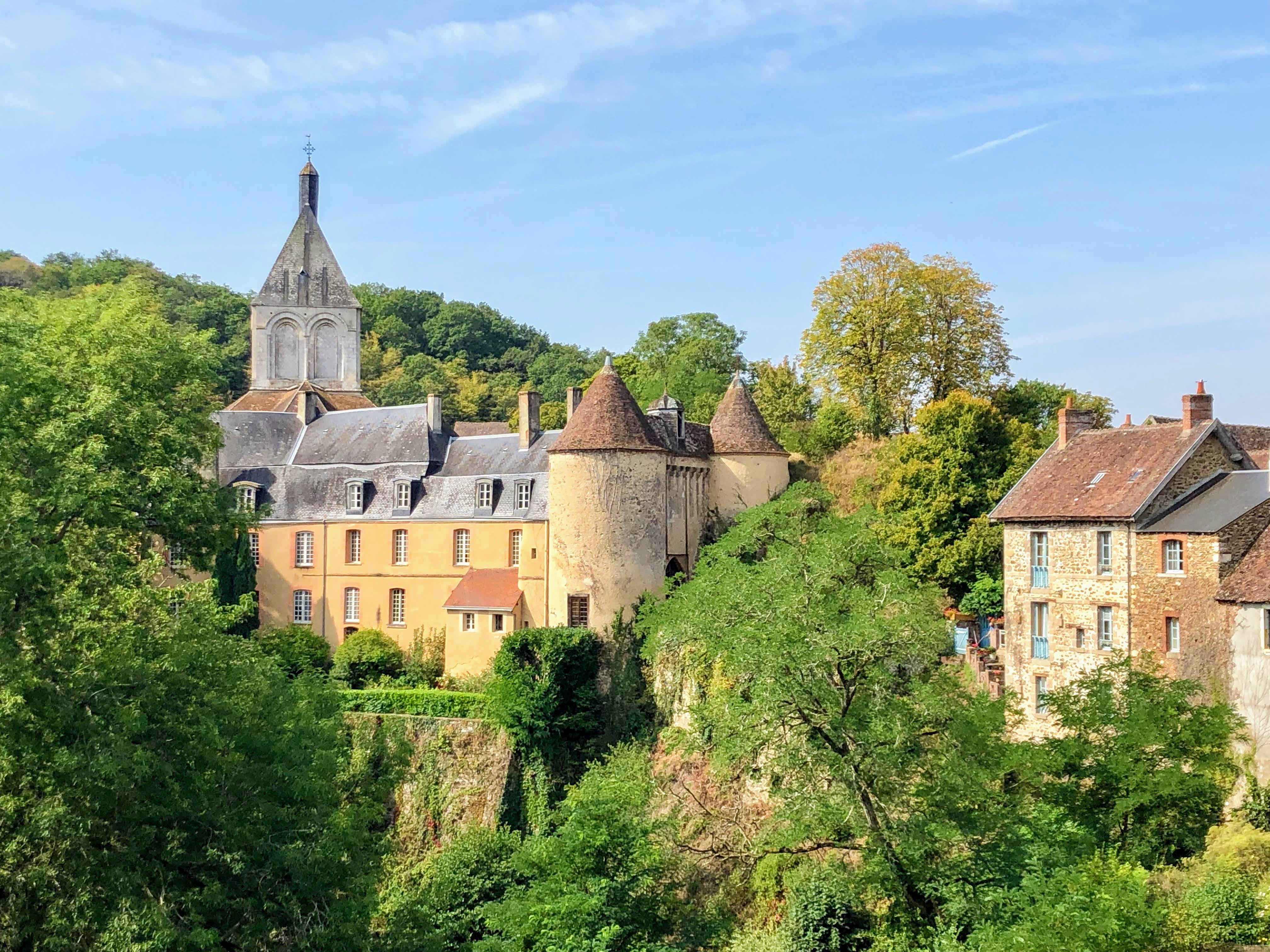 Village de GargilesseDampierre (Vallée de la Creuse) r/FrancePics
