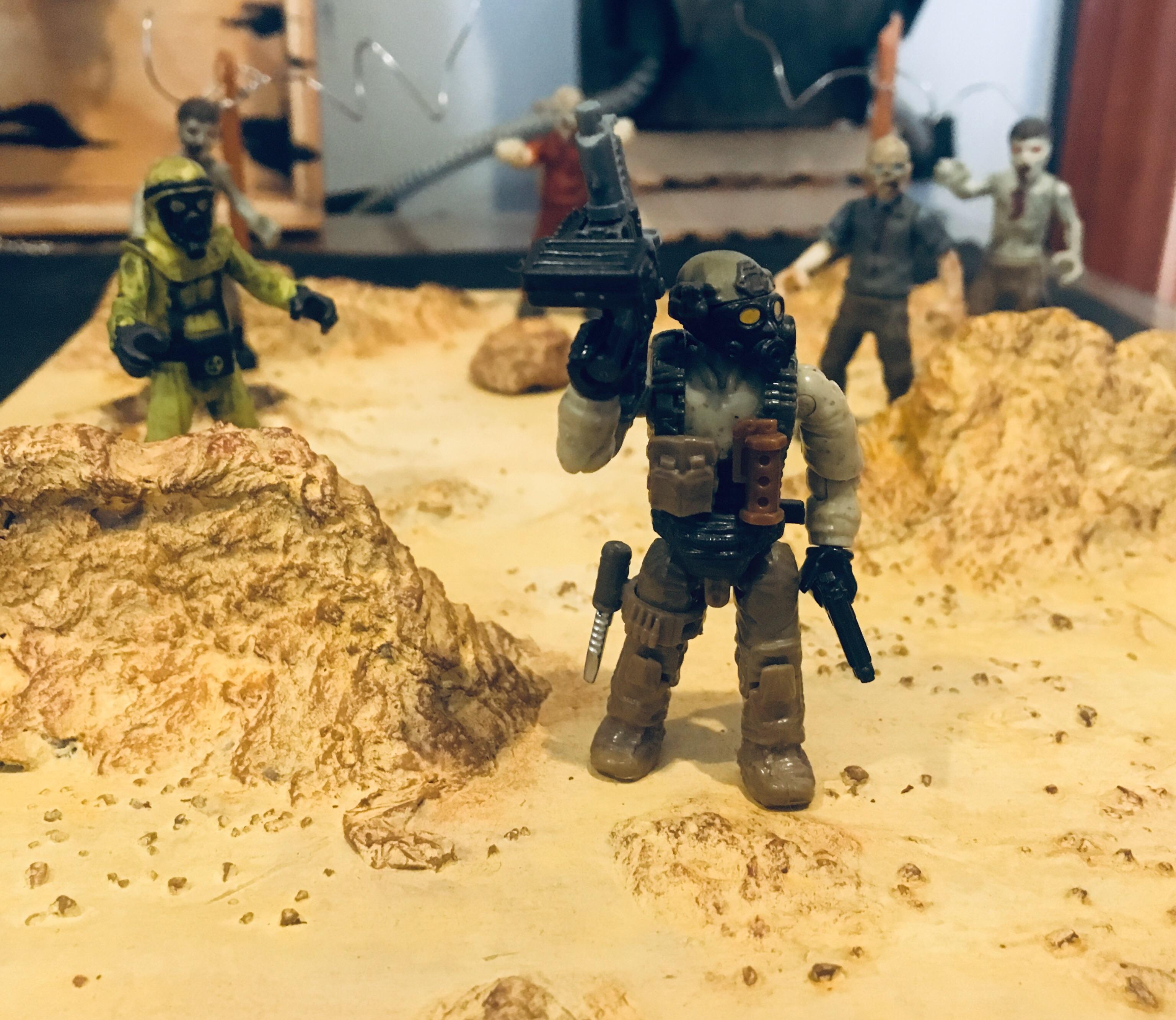 Mega construx call of duty zombie desert scenario. megaconstrux