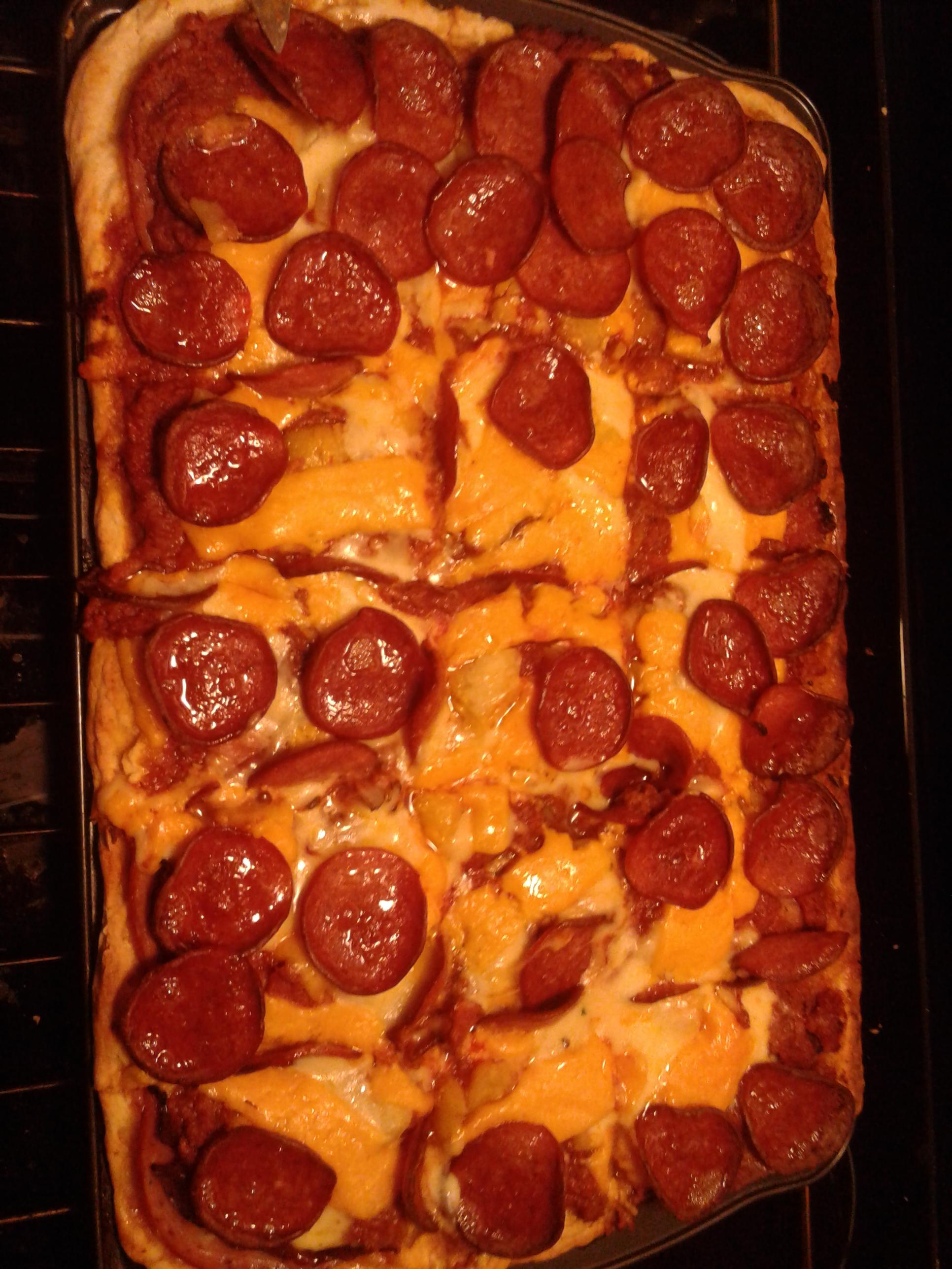 Everything in the fridge homemade pizza. r/shittyfoodporn