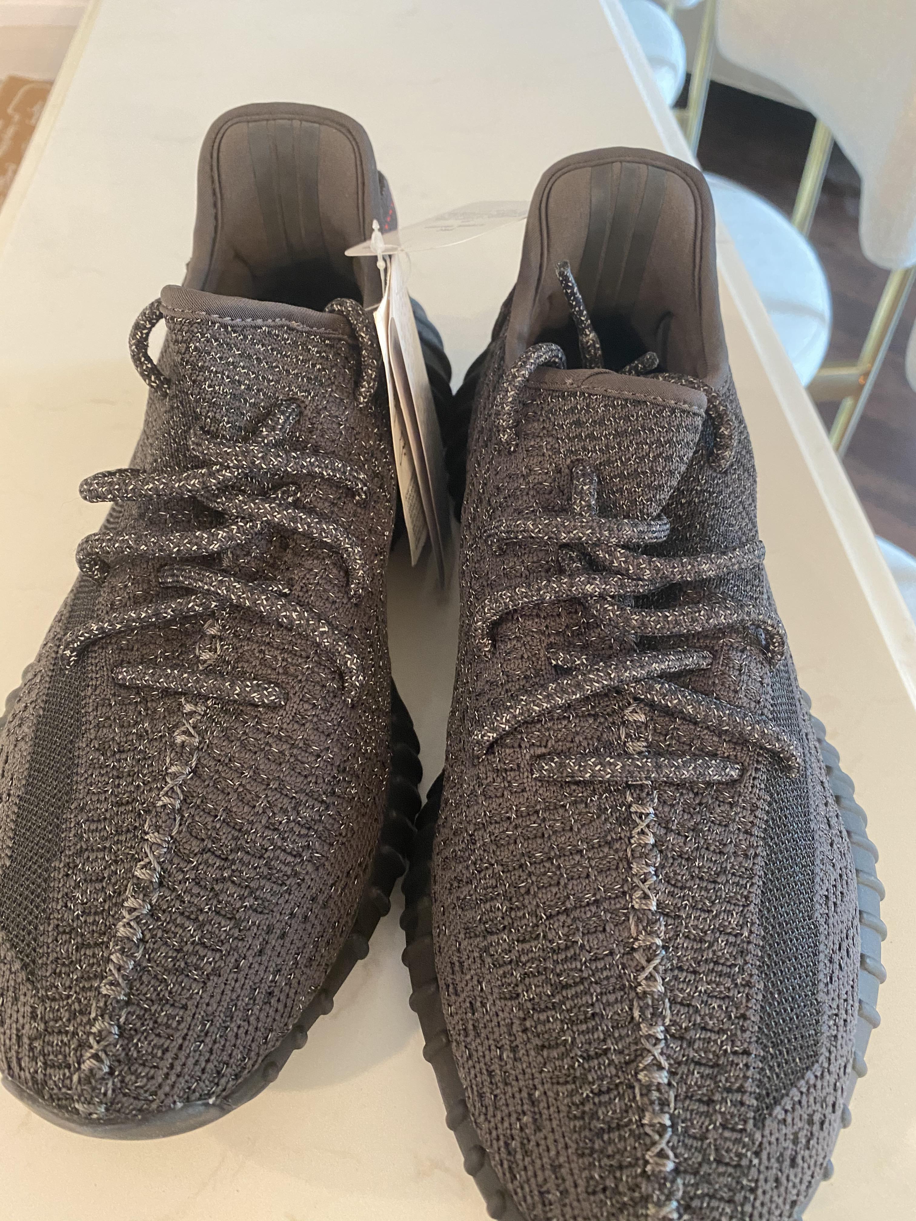 Are these yeezys Legit? Click link for more pics r/yeezys