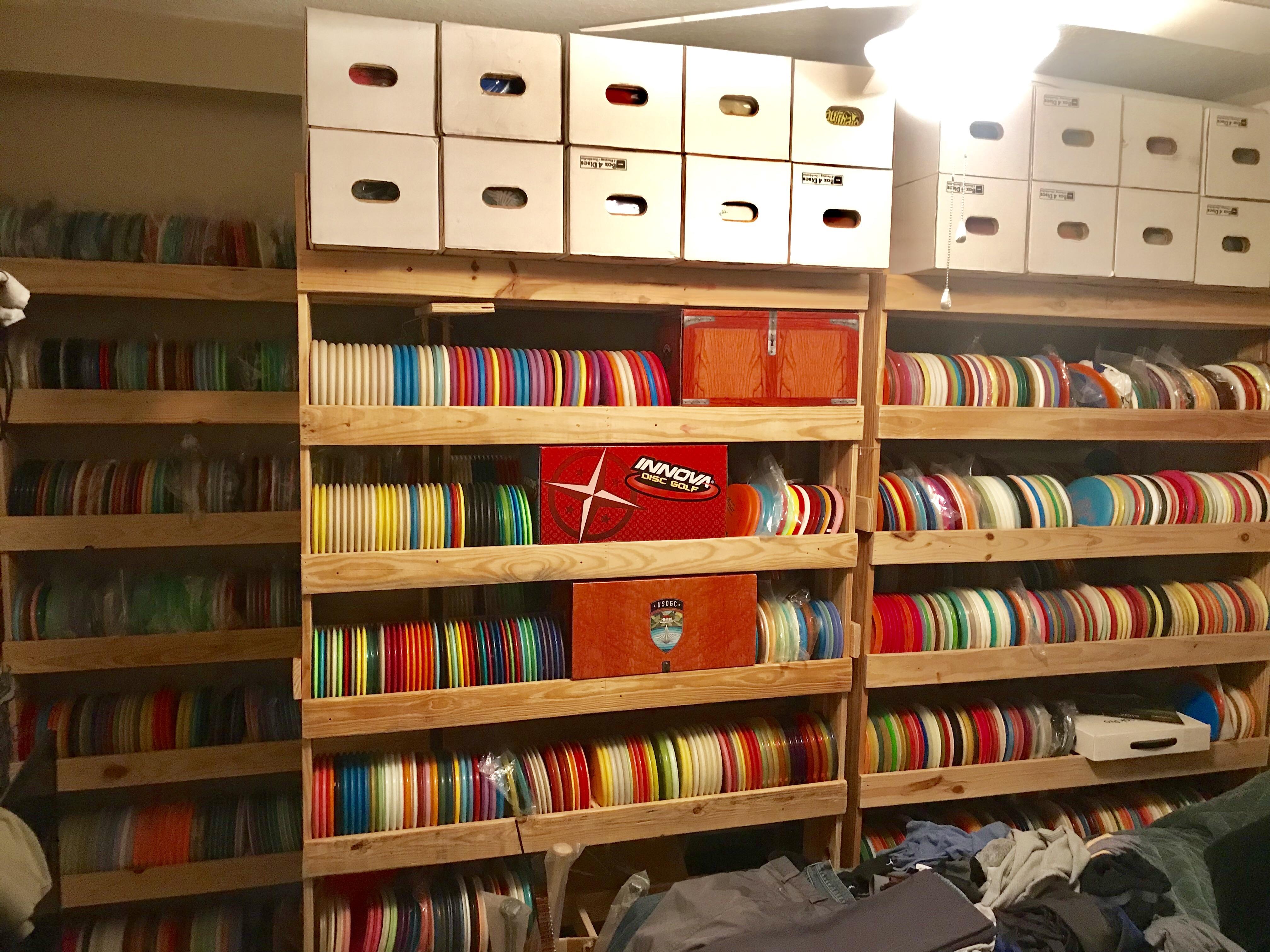 I see your collection and raise you my cousins r/discgolf