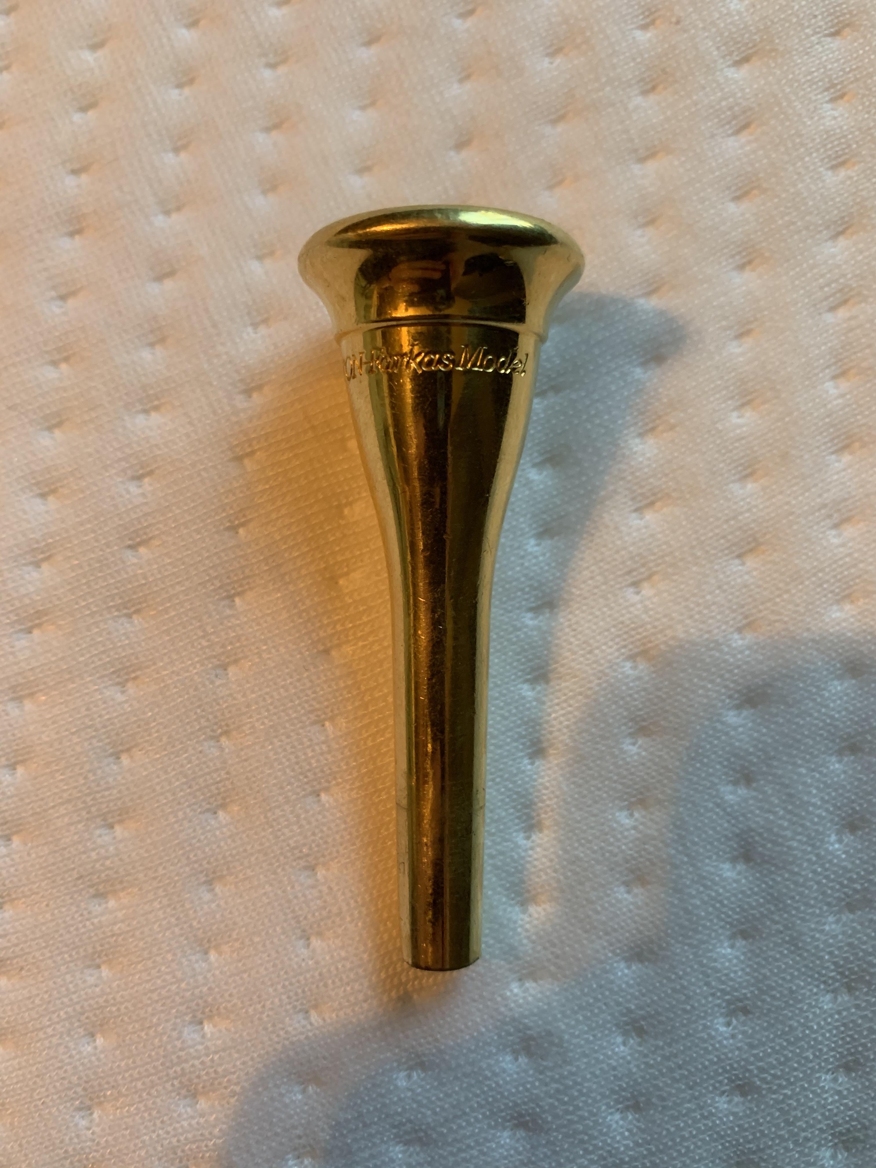 Just got a new mouthpiece for my horn! It’s a Holten Farkas MC. It’s a