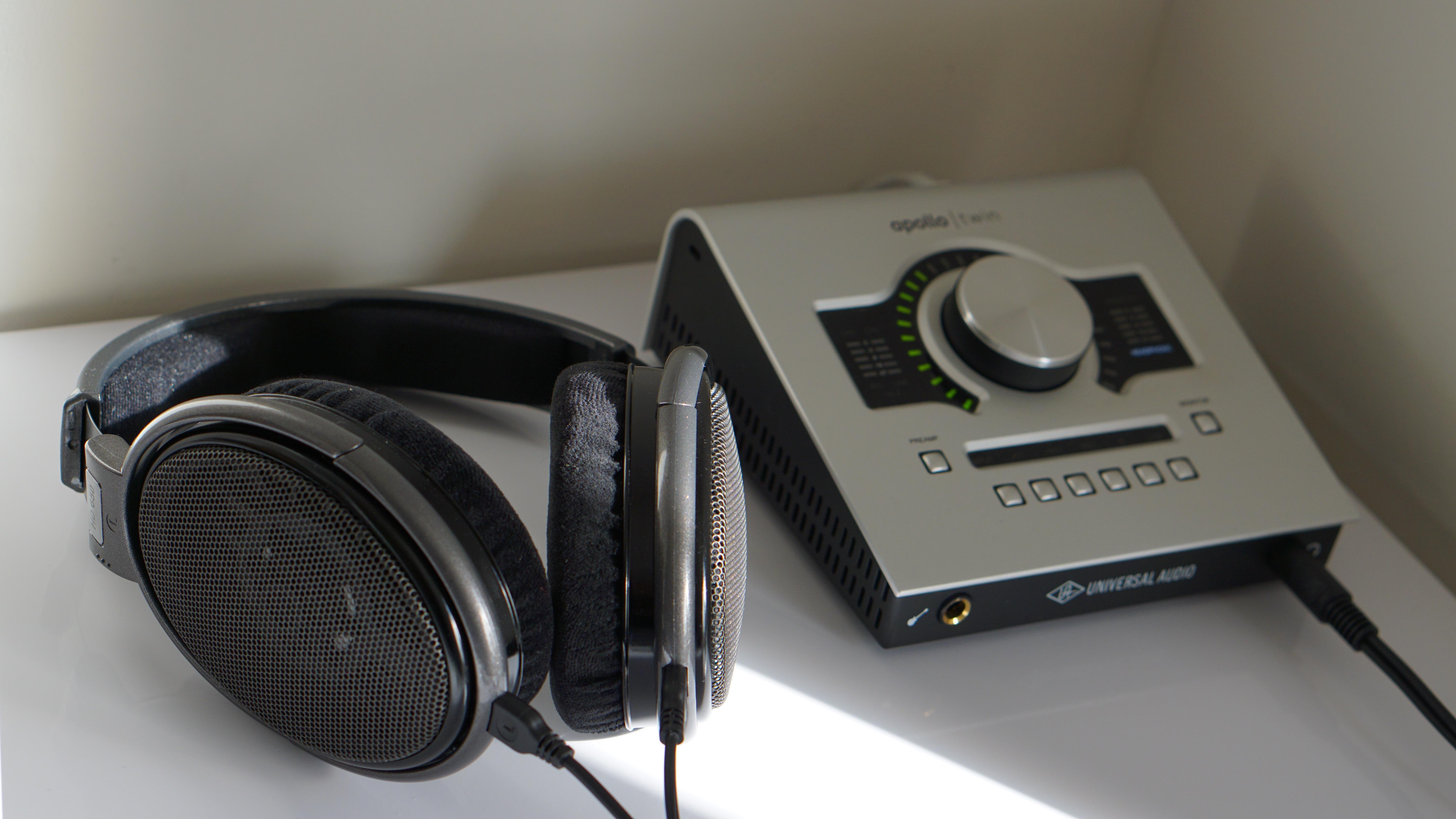 Great combination Sennheiser HD650 + UAD Apollo twin r/headphones