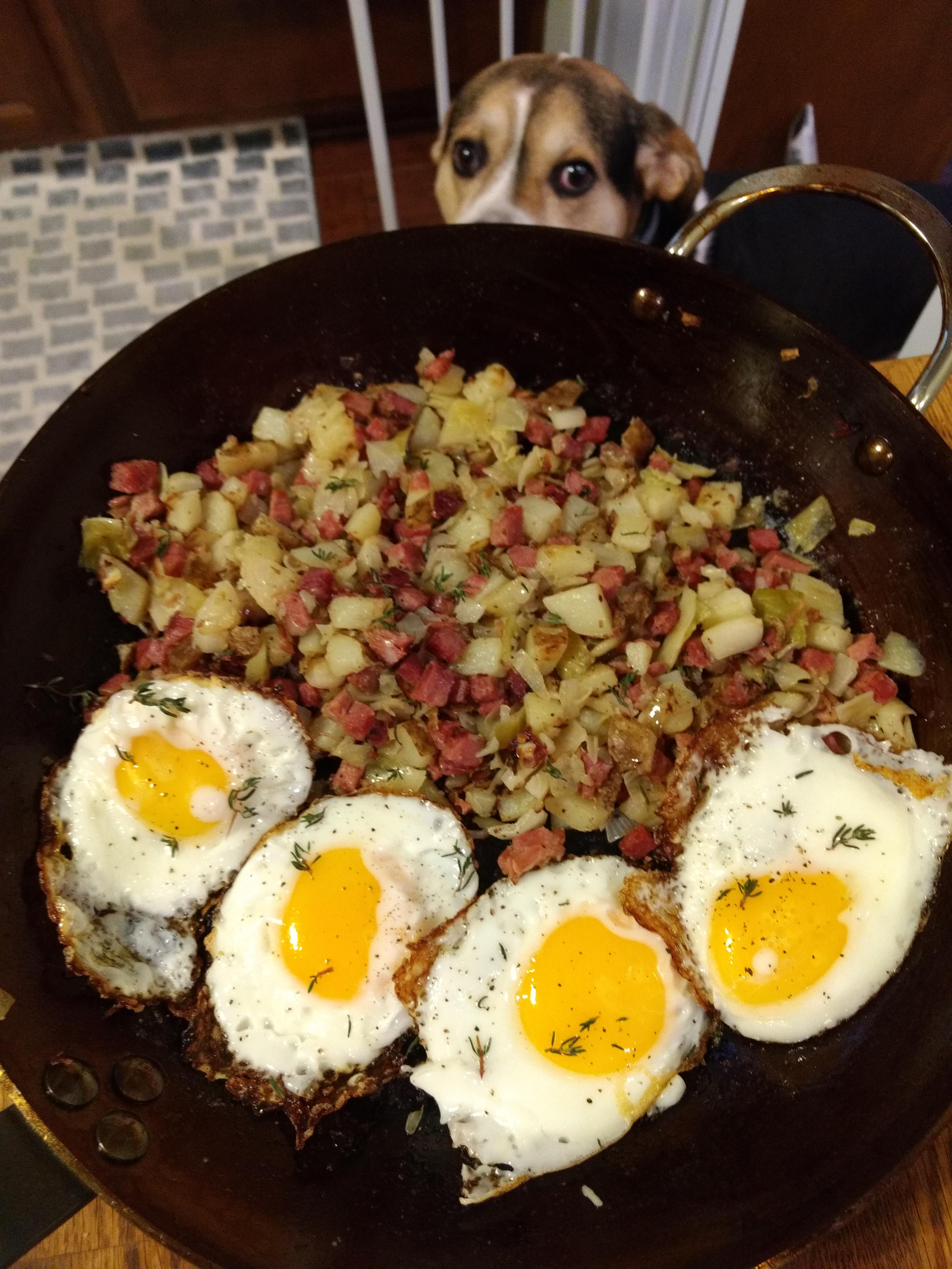 Corned beef hash and fried eggs FoodPorn