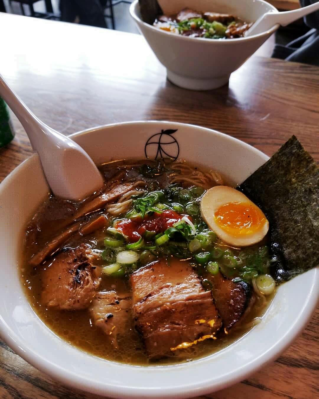 [I ATE] Momonoki Tonkotsu. As delicious as it is pretty. Best noodle