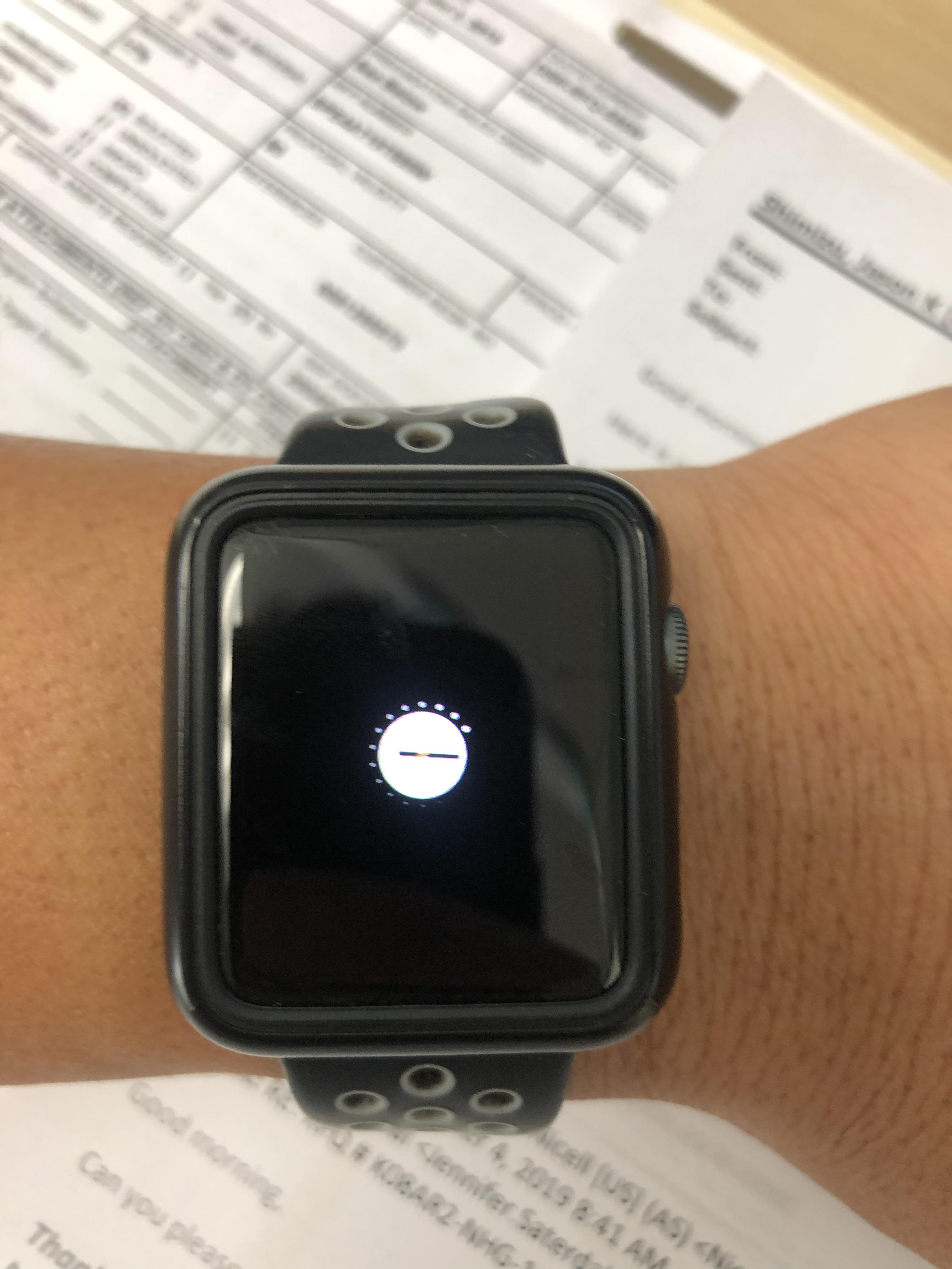 Help!! This icon appears and watch doesn’t work. What is it?!! r