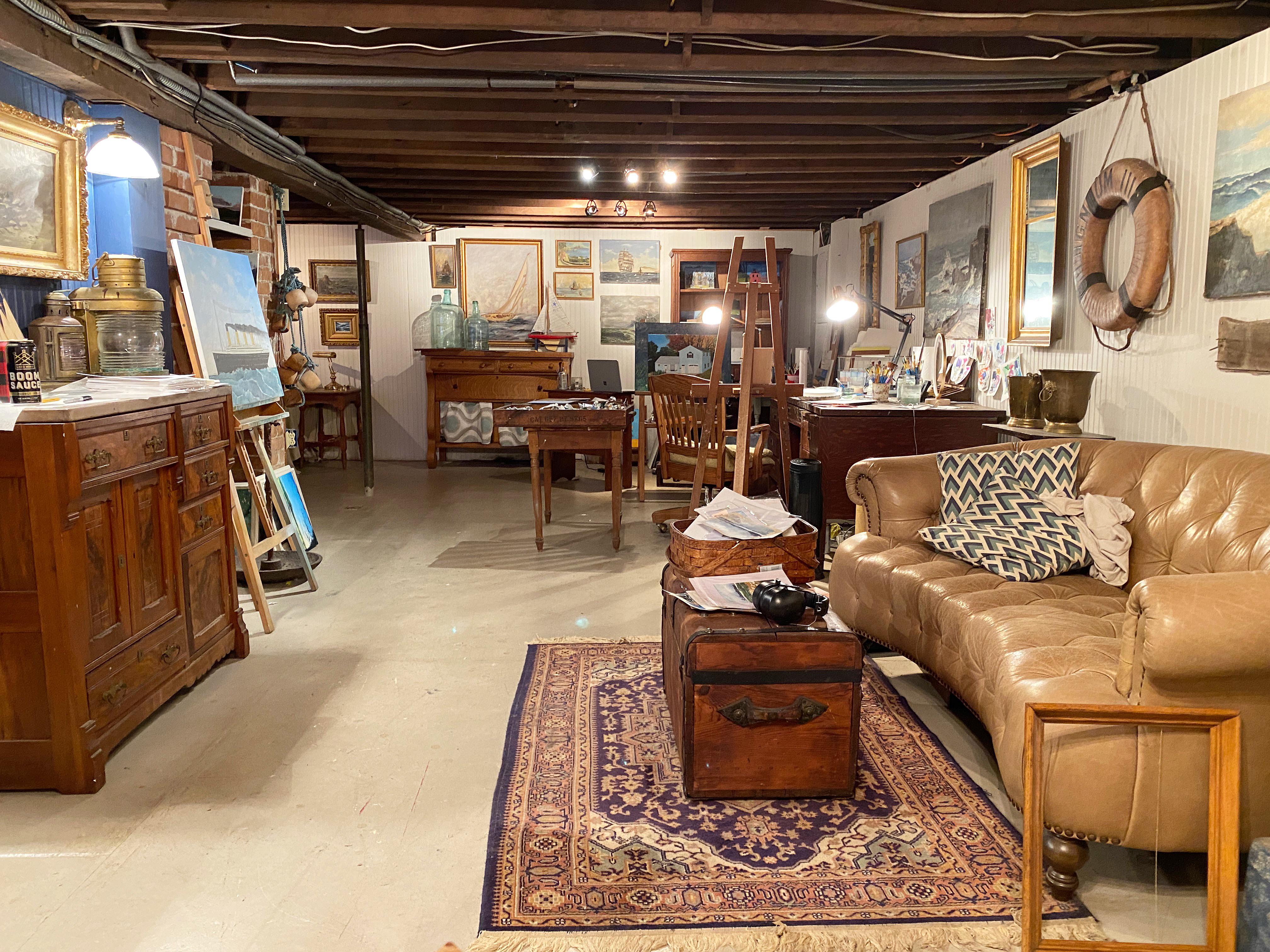 My basement art studio tonight! r/CozyPlaces